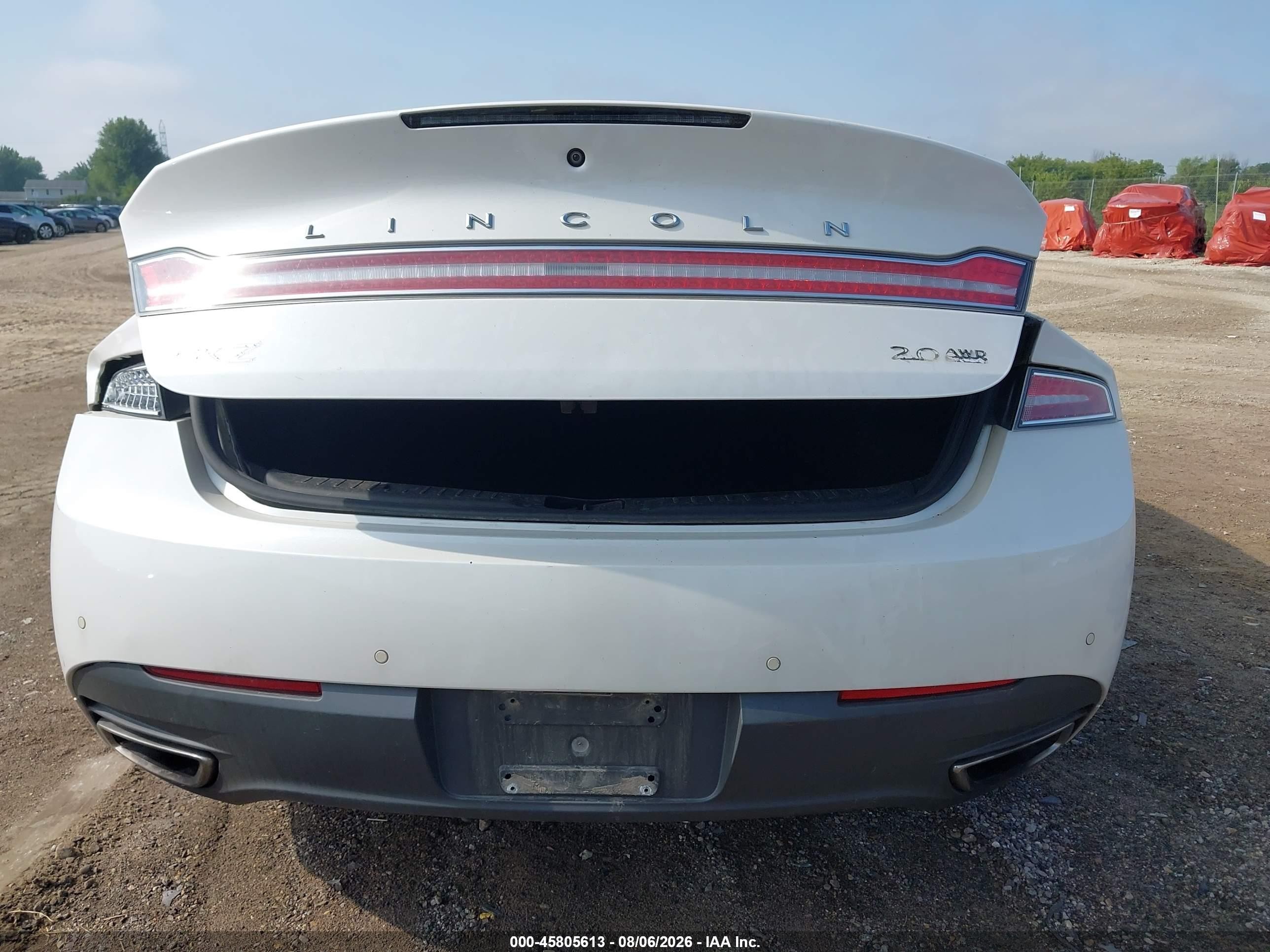 2013 Lincoln Mkz   White vin: 3LN6L2J98DR804784