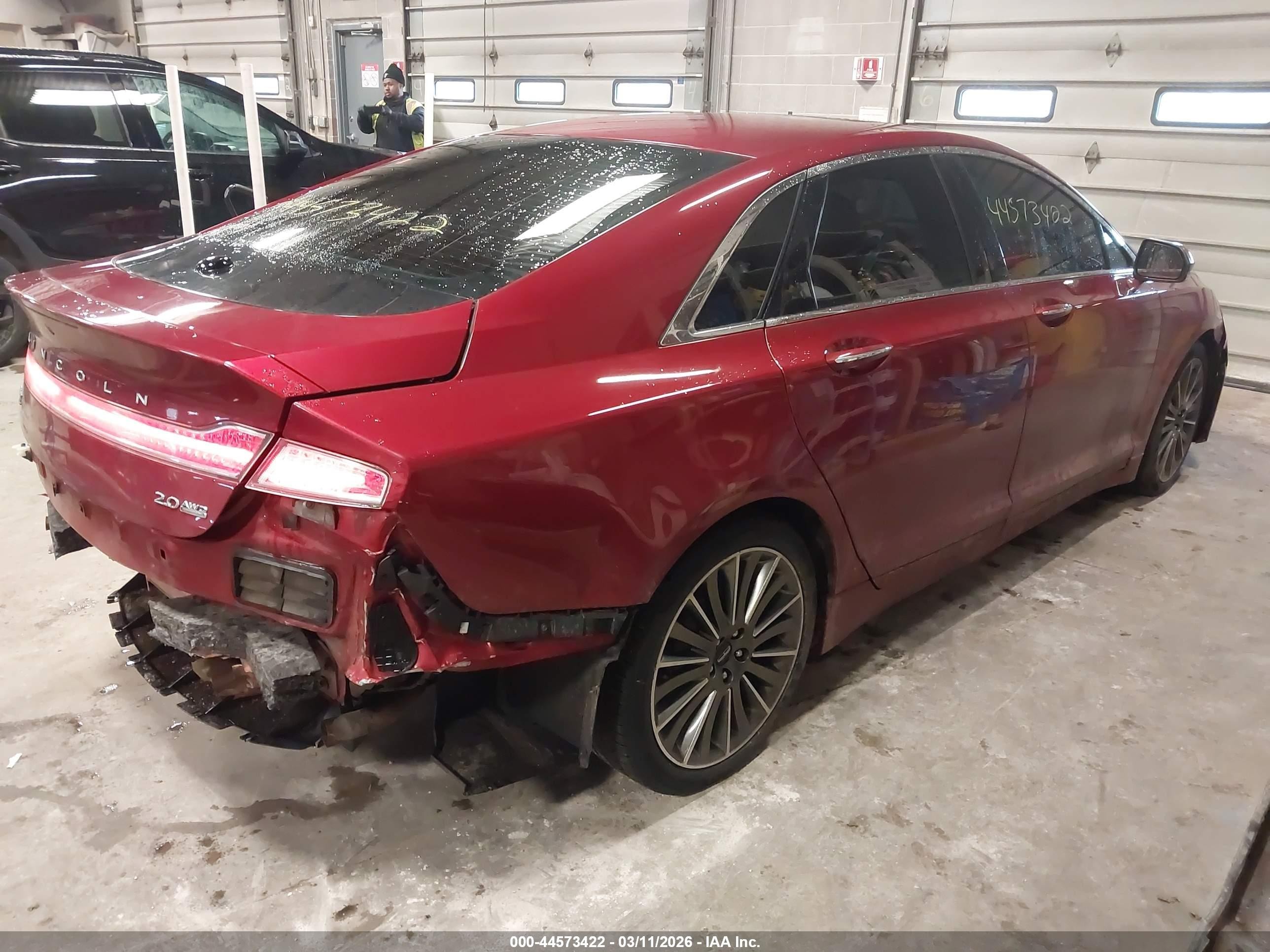 2014 Lincoln Mkz   Red vin: 3LN6L2J99ER817867