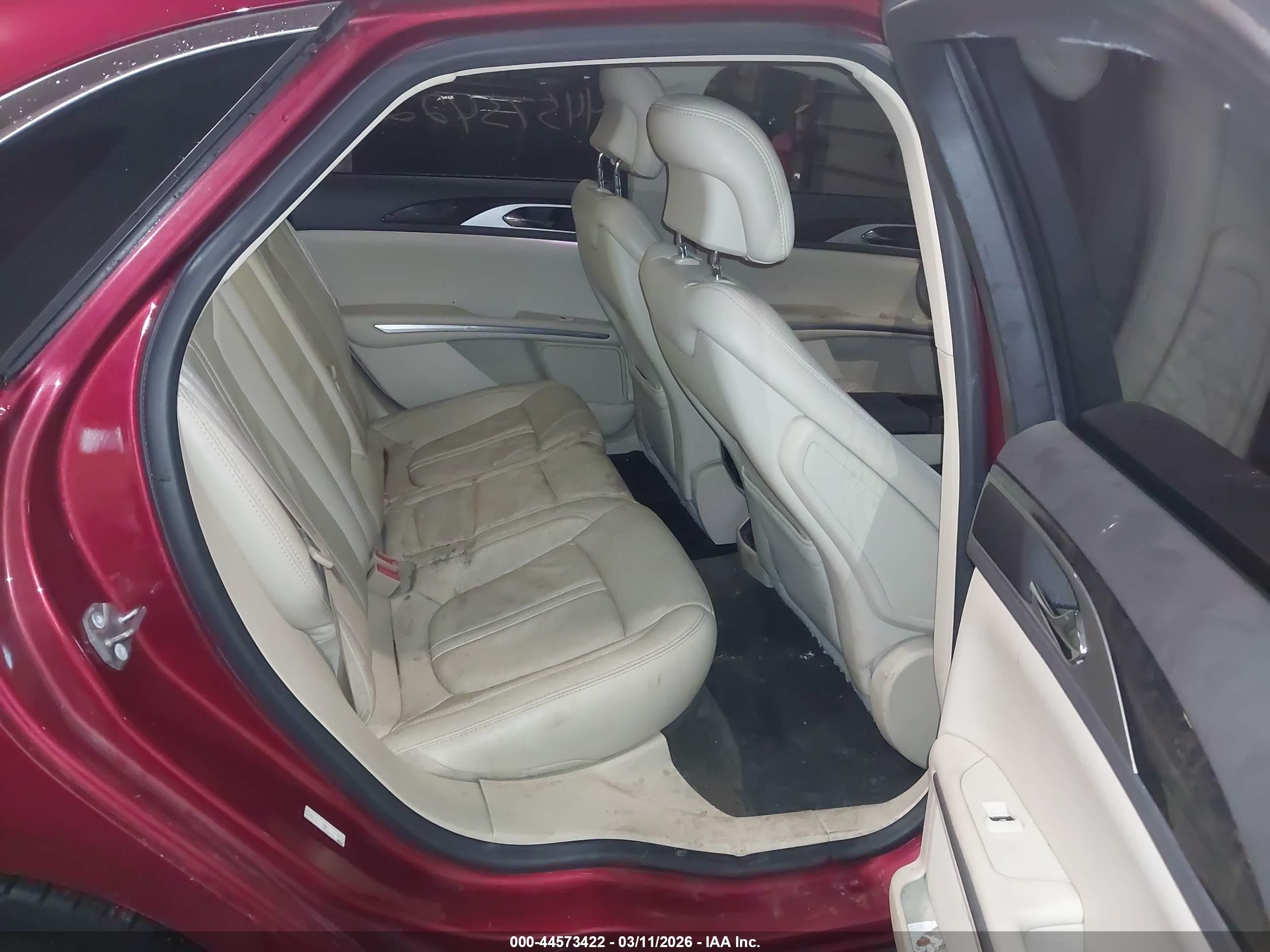 2014 Lincoln Mkz   Red vin: 3LN6L2J99ER817867