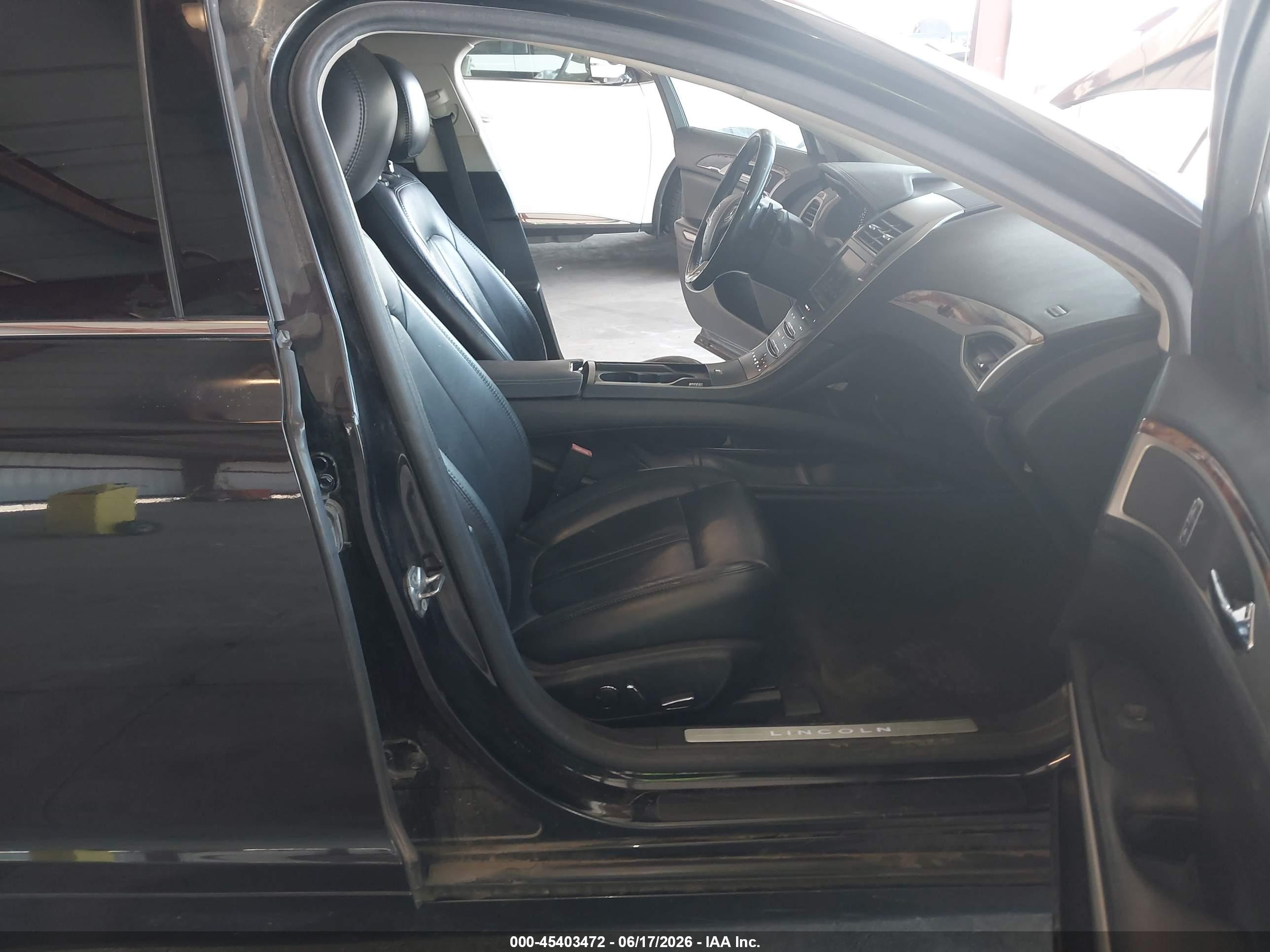 2015 Lincoln Mkz   Black vin: 3LN6L2J99FR613944