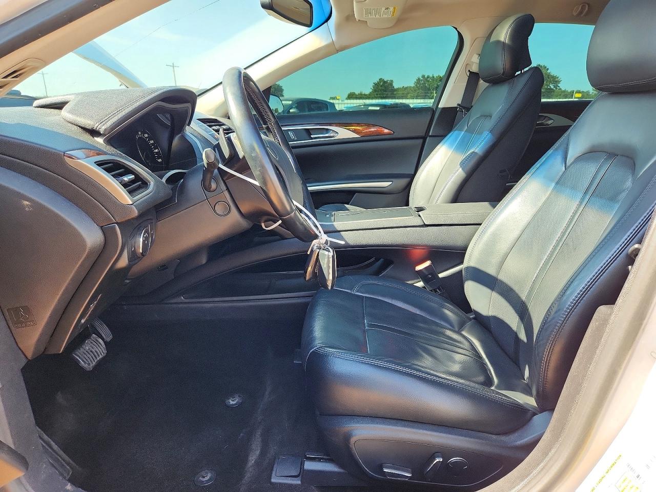 2015 Lincoln Mkz White vin: 3LN6L2J99FR615709