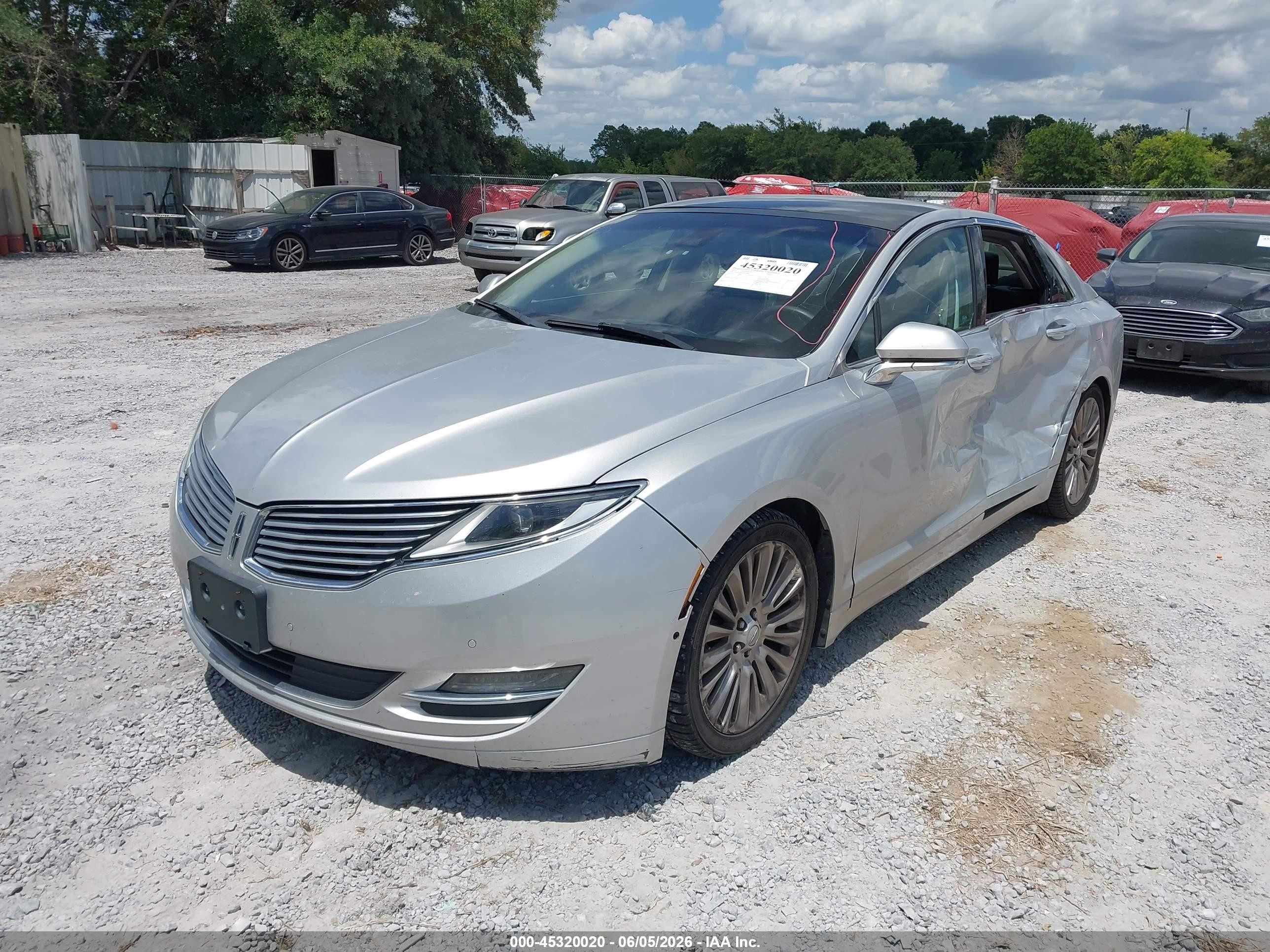 2015 Lincoln Mkz Silver vin: 3LN6L2J99FR622496