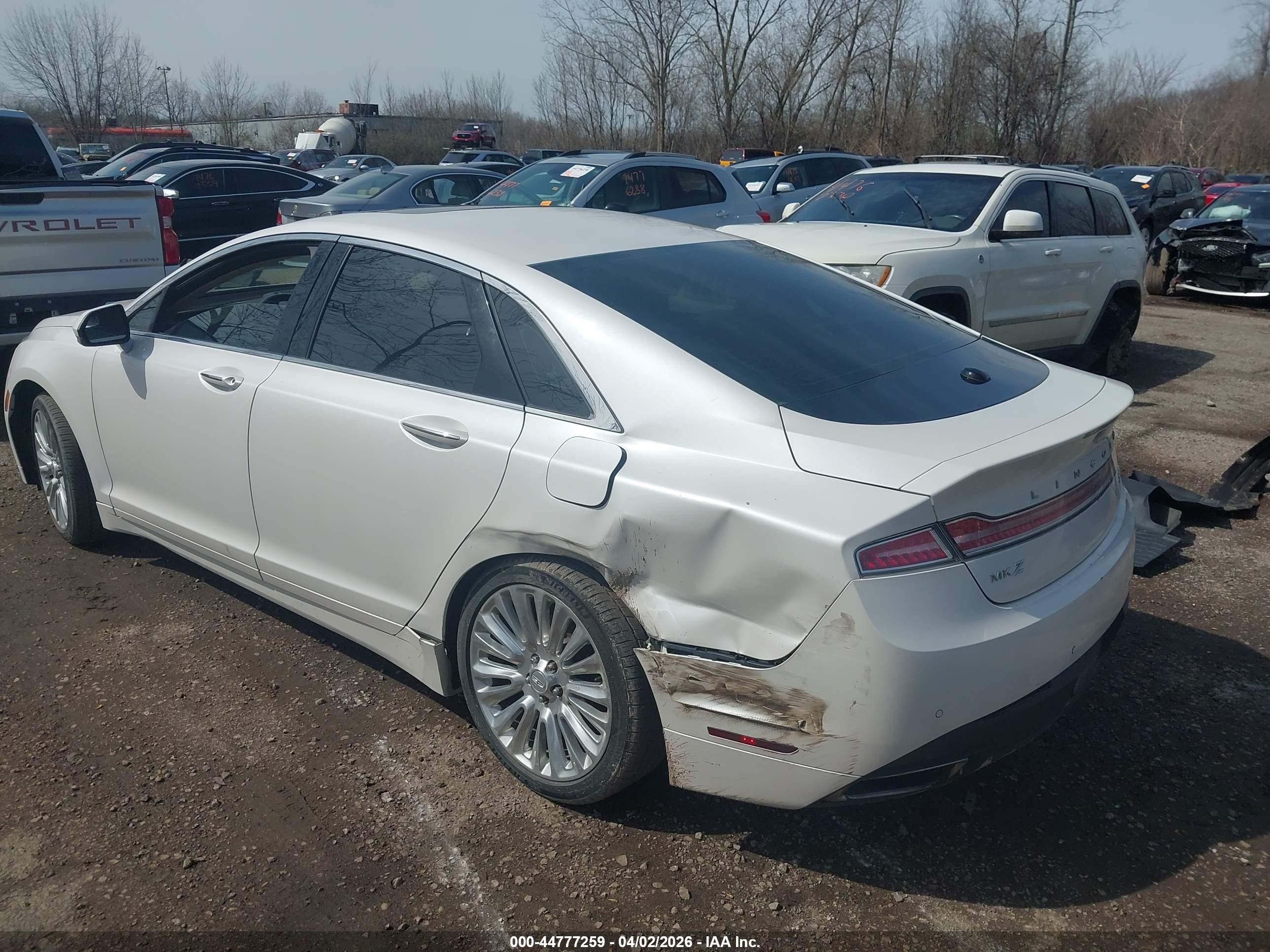 2016 Lincoln Mkz   White vin: 3LN6L2J99GR615632