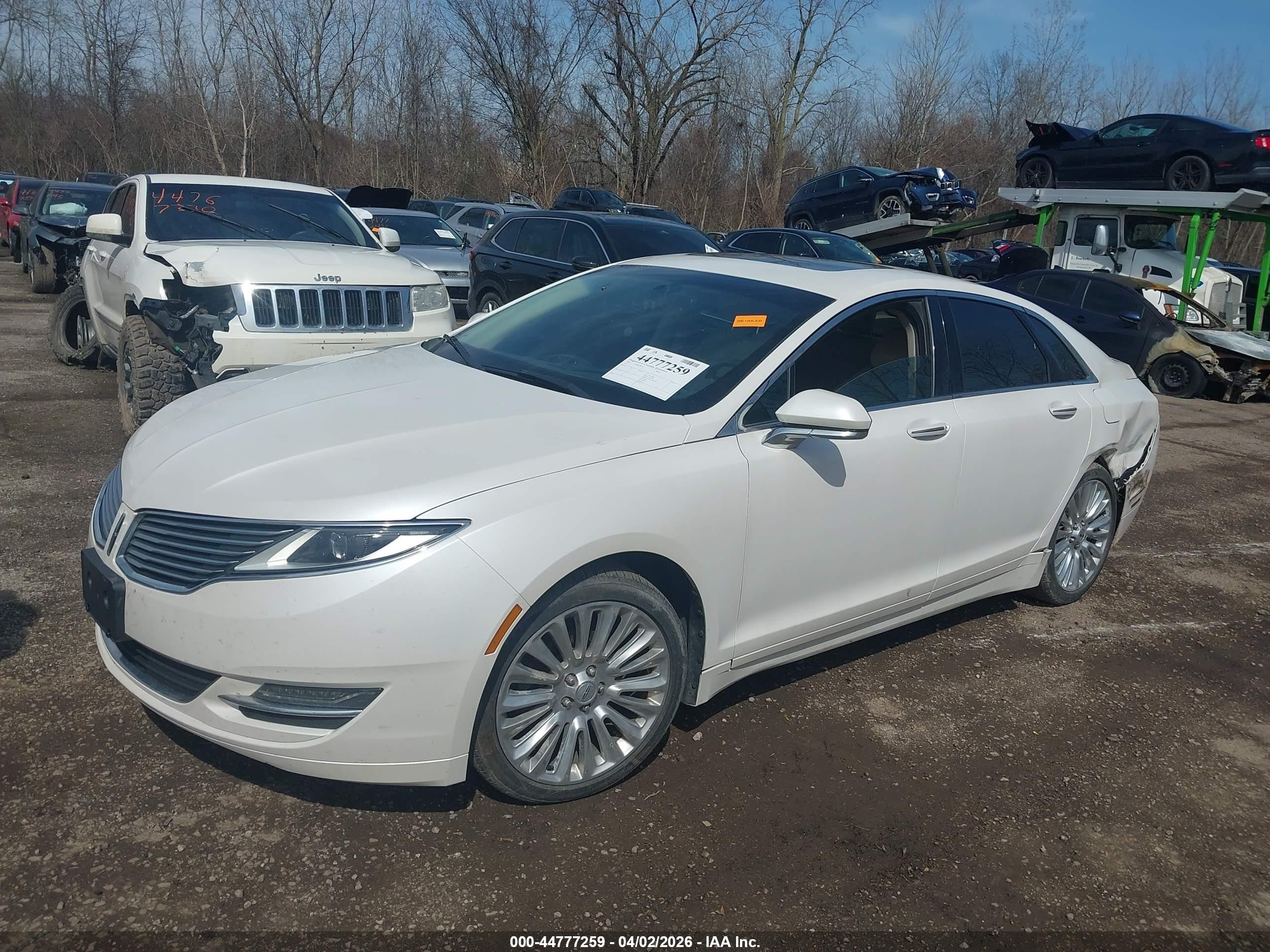 2016 Lincoln Mkz   White vin: 3LN6L2J99GR615632