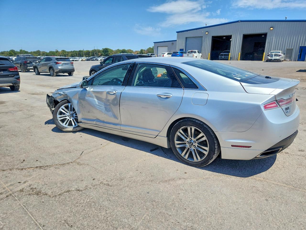 2014 Lincoln Mkz Silver vin: 3LN6L2J9XER835083