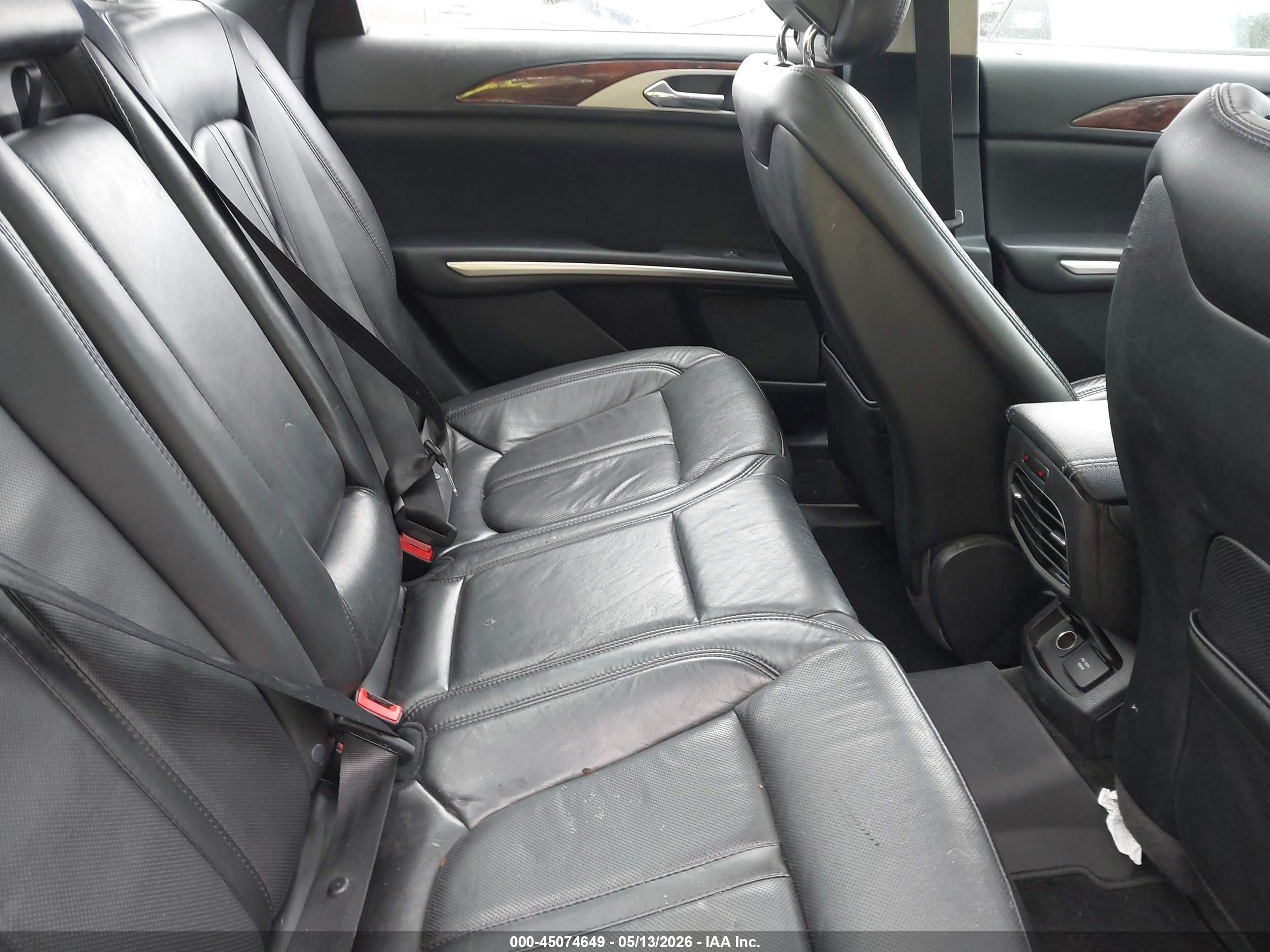 2016 Lincoln Mkz Silver vin: 3LN6L2J9XGR630821