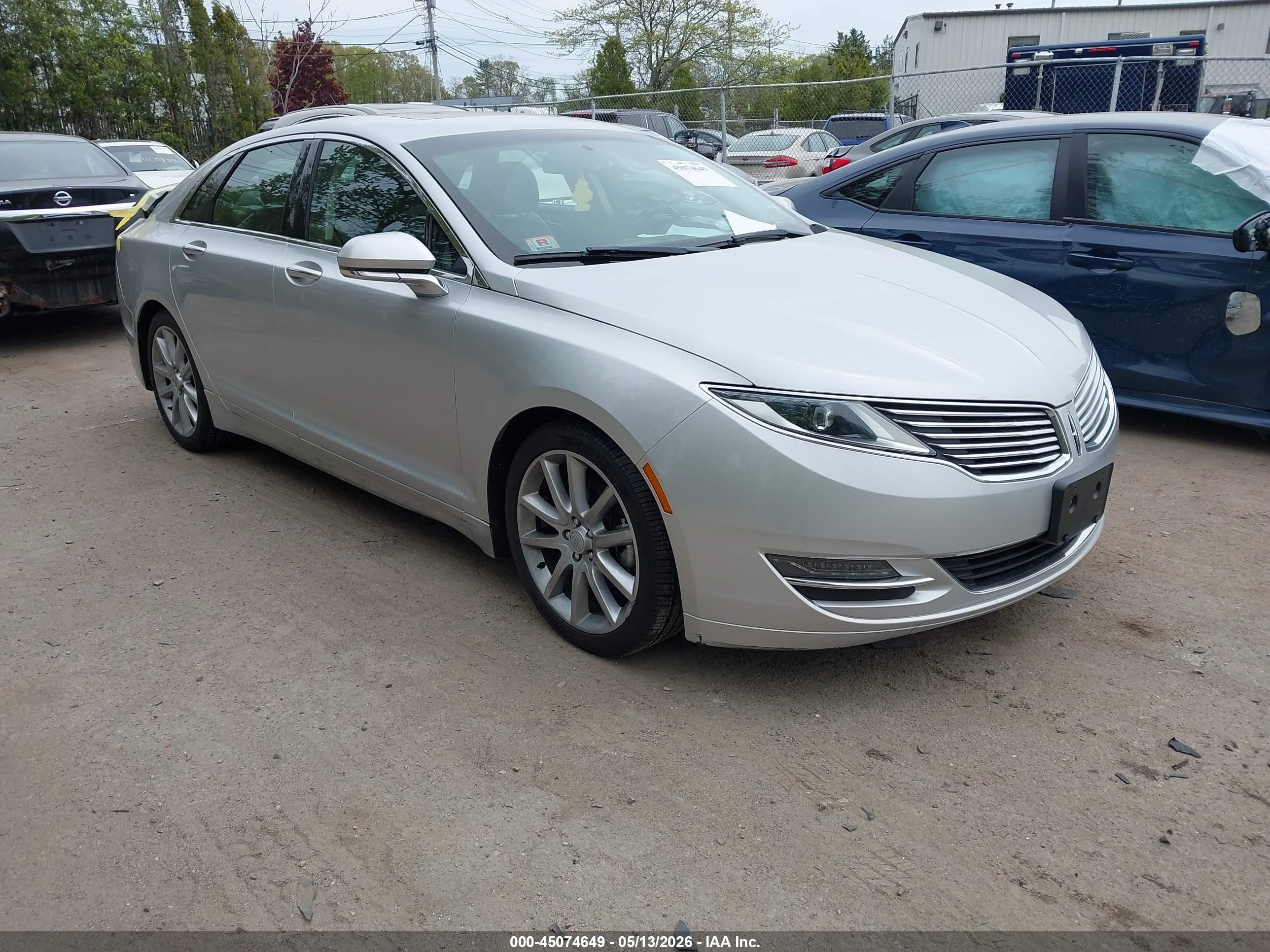 2016 Lincoln Mkz Silver vin: 3LN6L2J9XGR630821