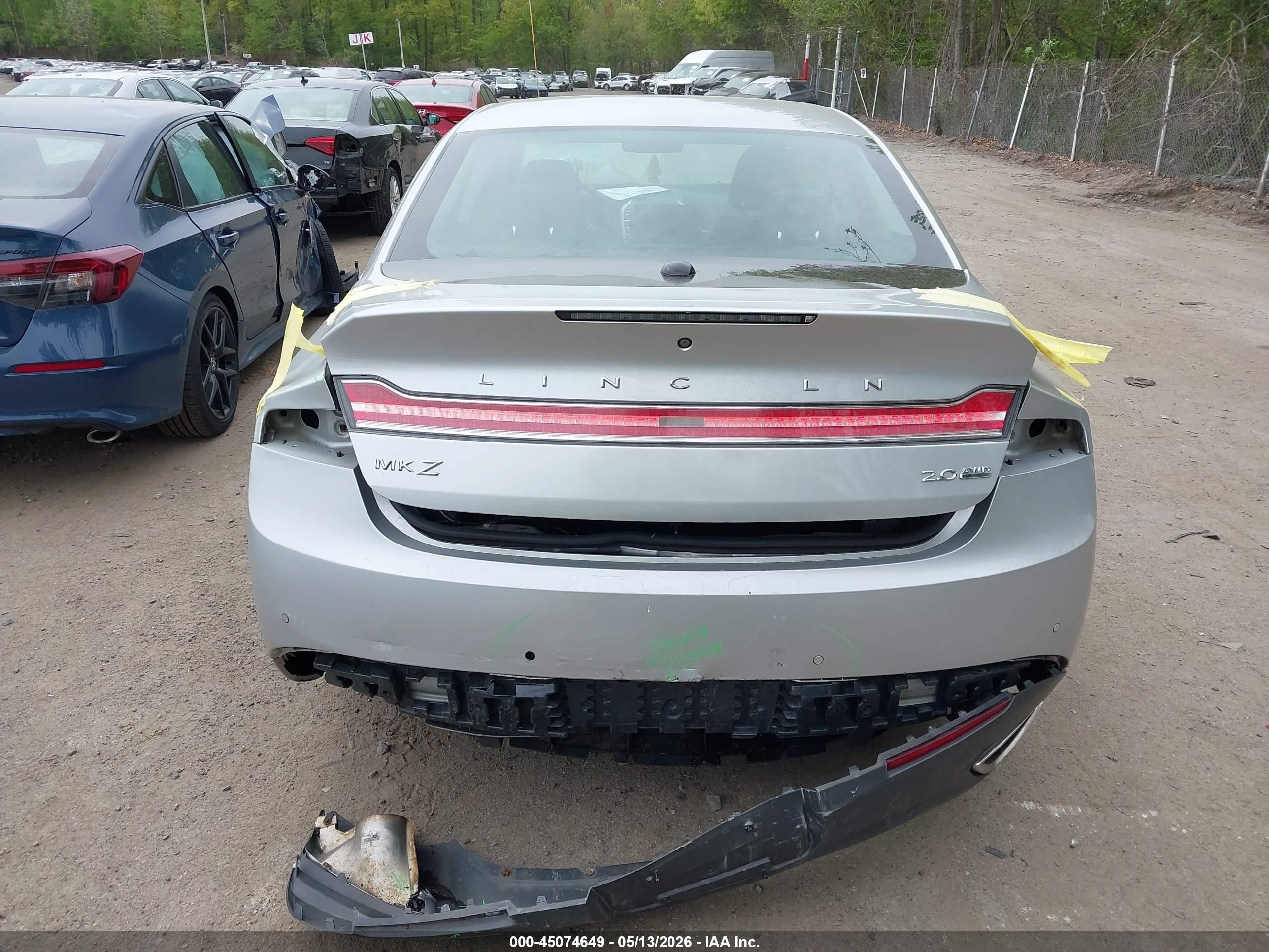 2016 Lincoln Mkz Silver vin: 3LN6L2J9XGR630821