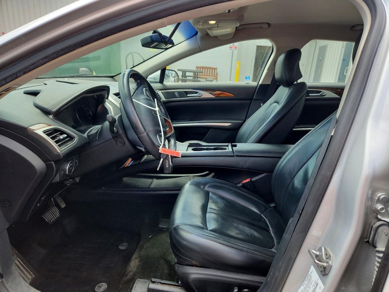 2016 Lincoln Mkz Серебряный vin: 3LN6L2J9XGR634271