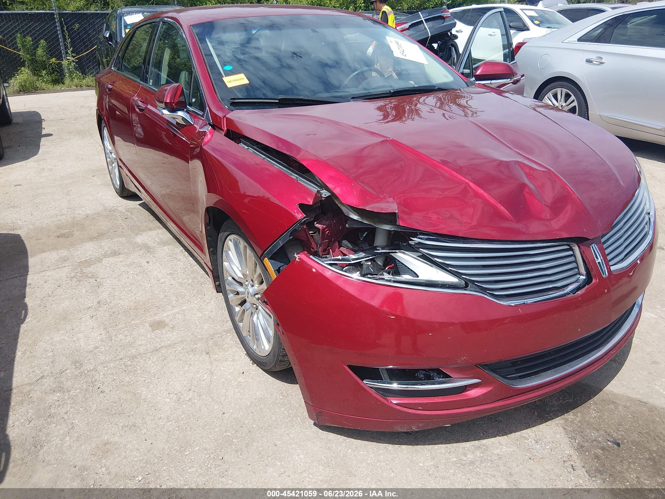 2013 Lincoln Mkz   Red vin: 3LN6L2JK0DR800232