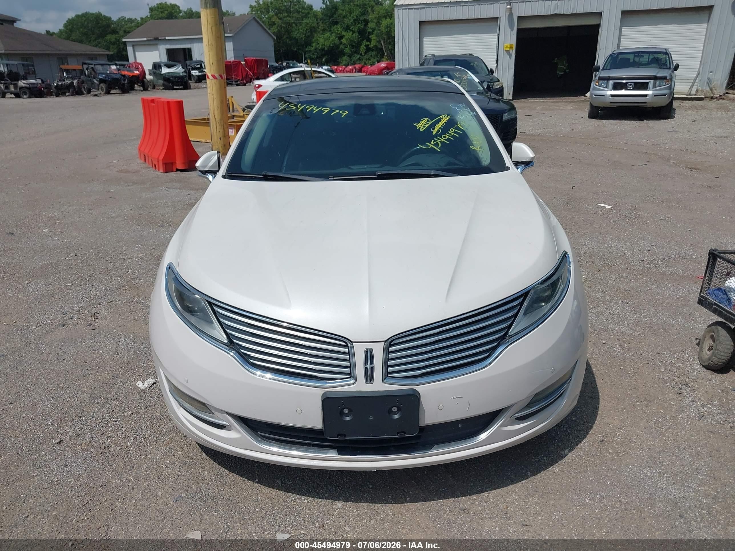 2013 Lincoln Mkz   White vin: 3LN6L2JK0DR806726