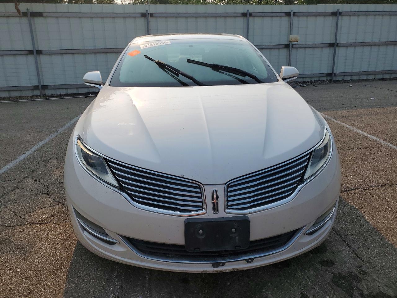 2013 Lincoln Mkz White vin: 3LN6L2JK1DR800983