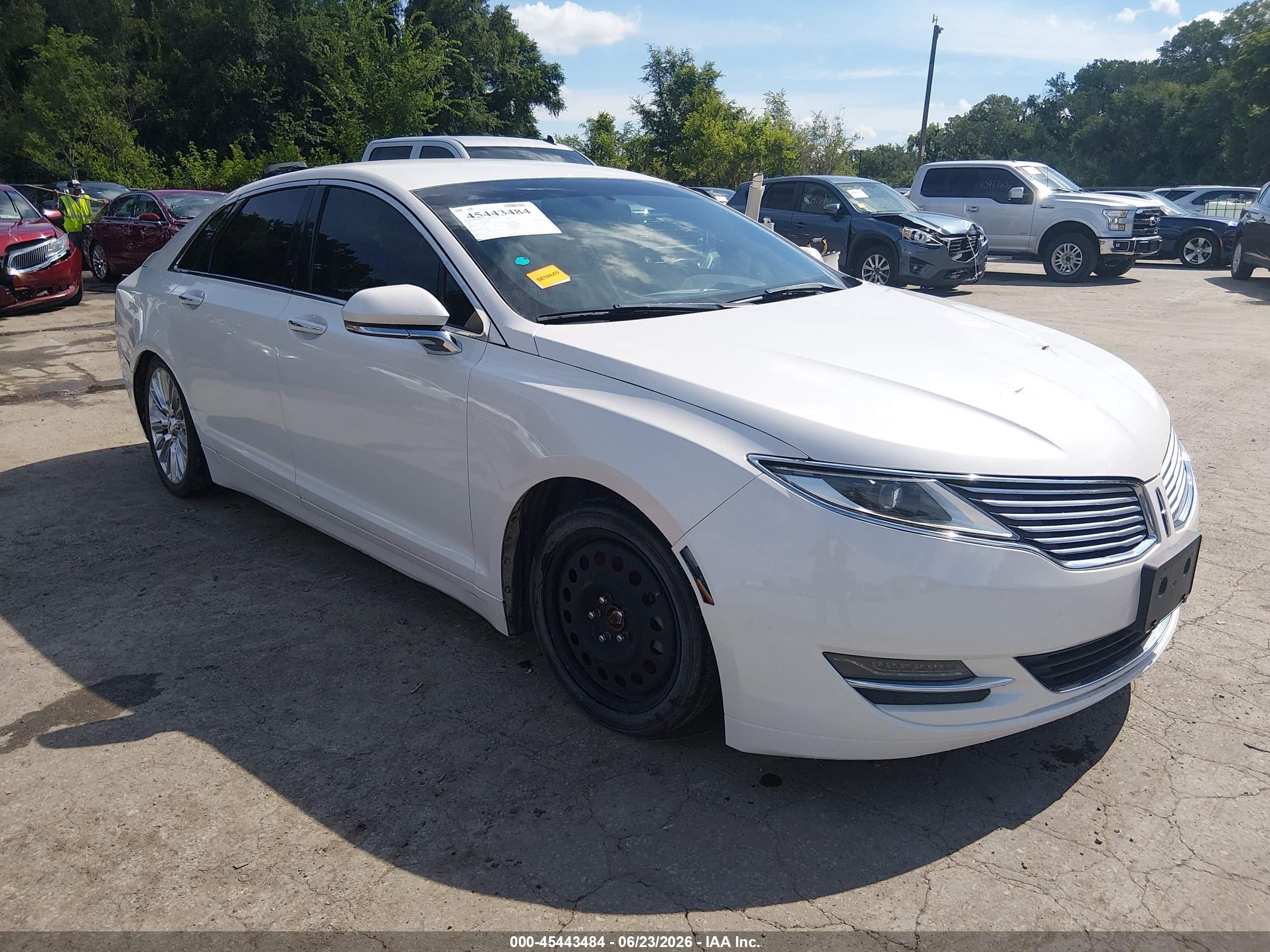 2014 Lincoln Mkz   White vin: 3LN6L2JK1ER810401