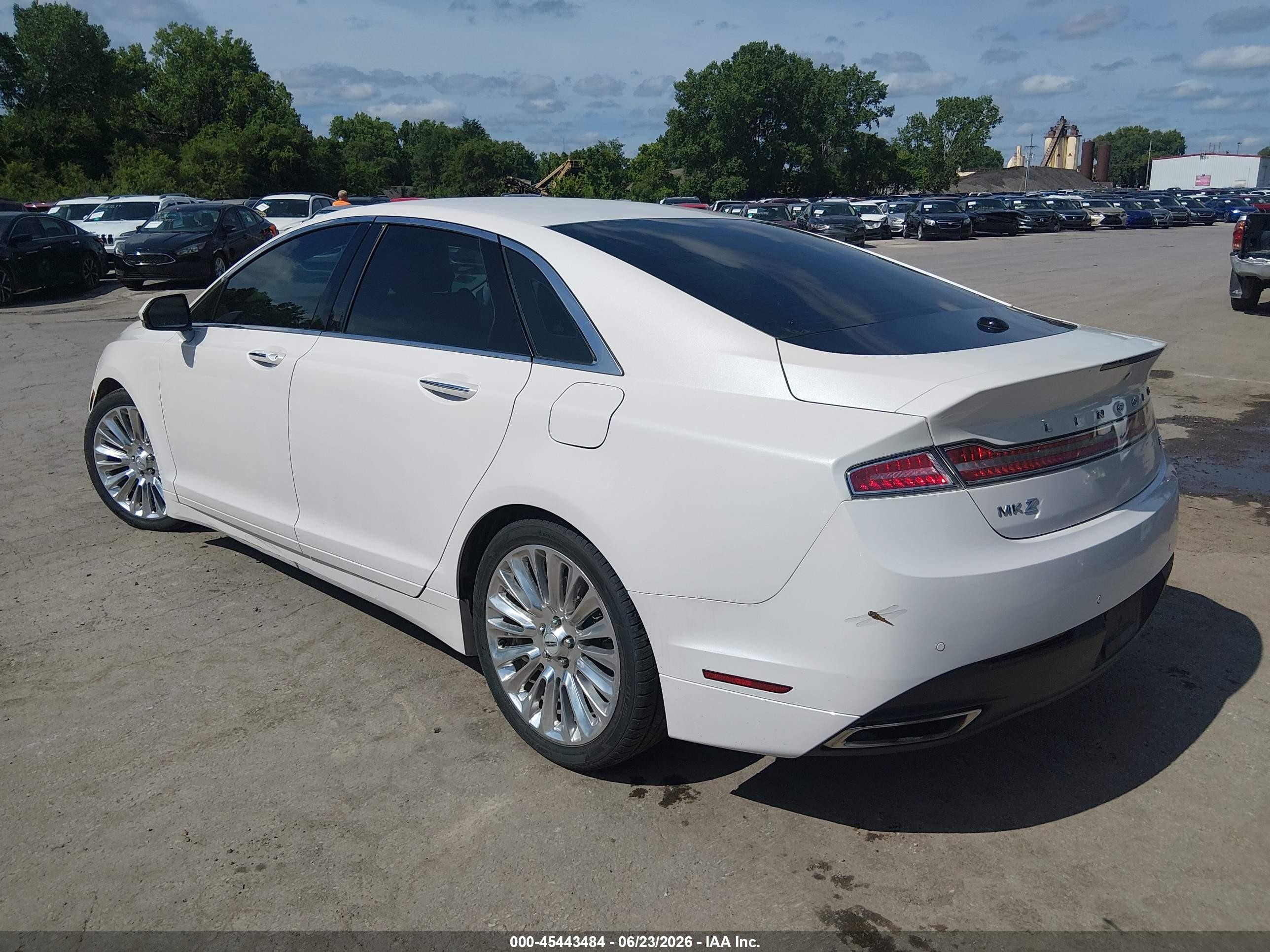 2014 Lincoln Mkz   White vin: 3LN6L2JK1ER810401