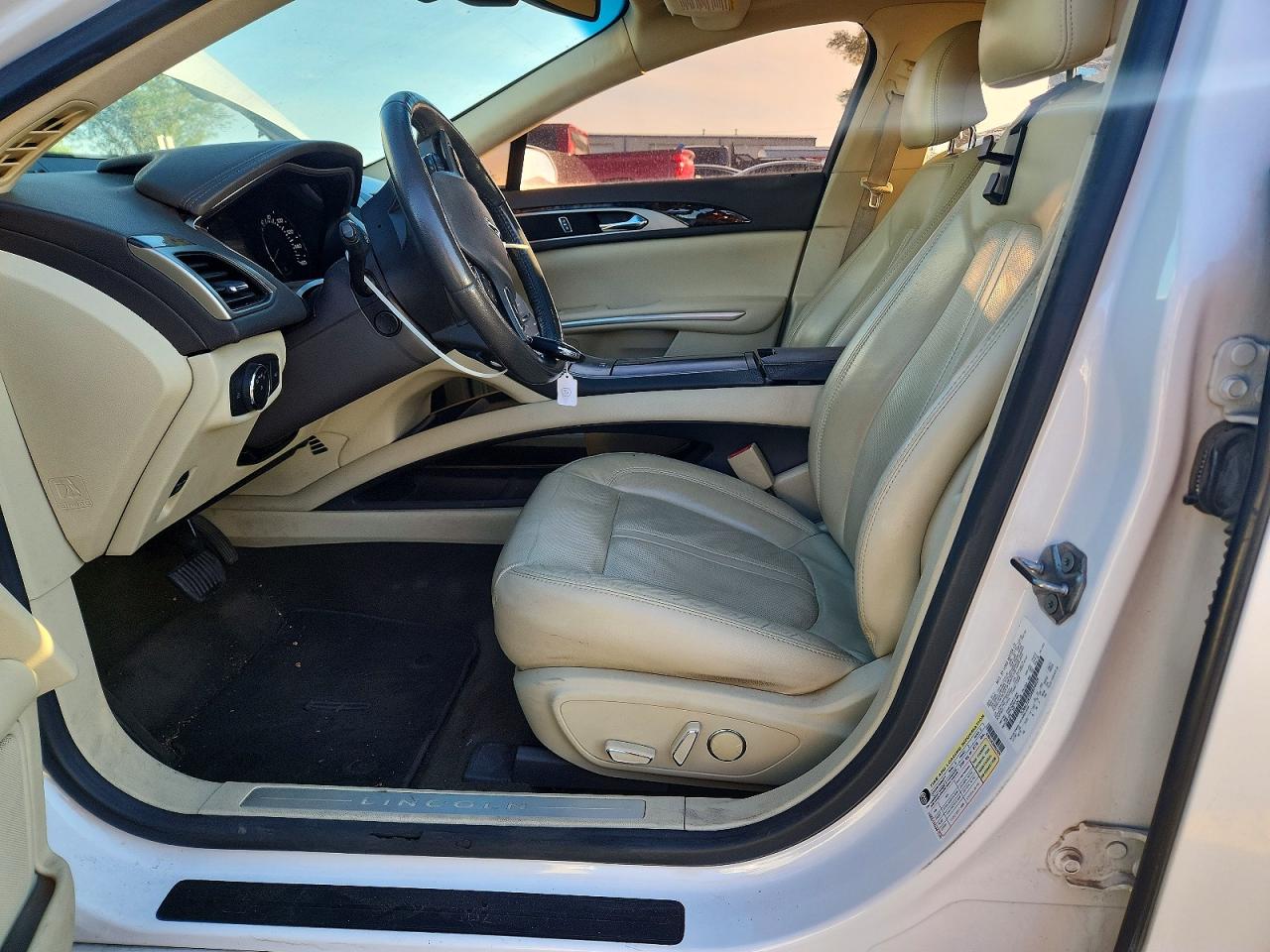2013 Lincoln Mkz White vin: 3LN6L2JK2DR824029