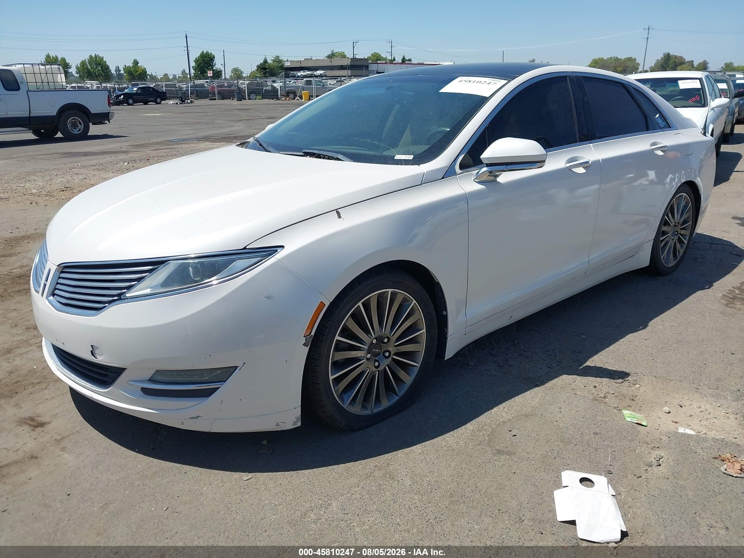 2014 Lincoln Mkz   White vin: 3LN6L2JK2ER811699