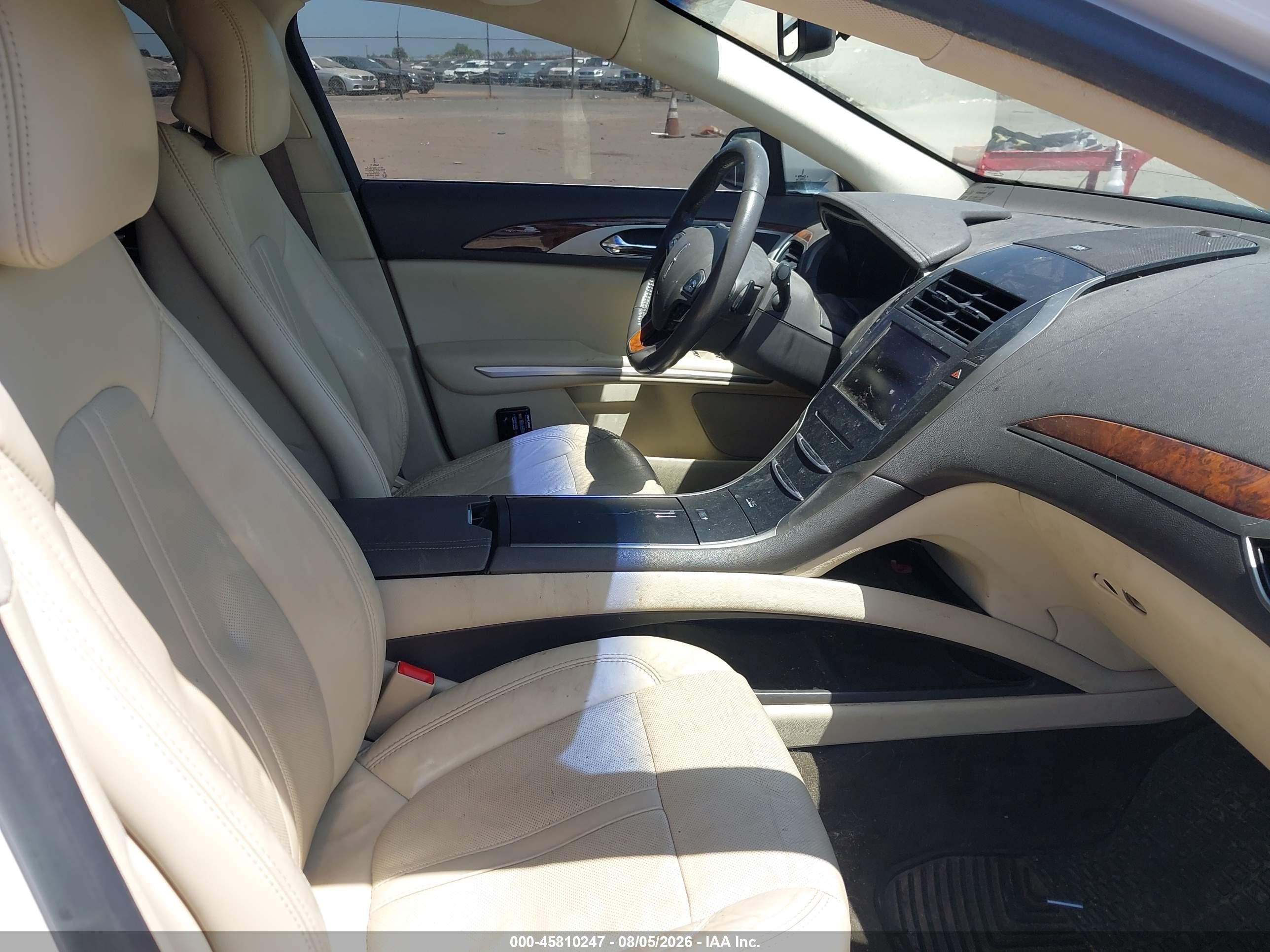 2014 Lincoln Mkz   White vin: 3LN6L2JK2ER811699