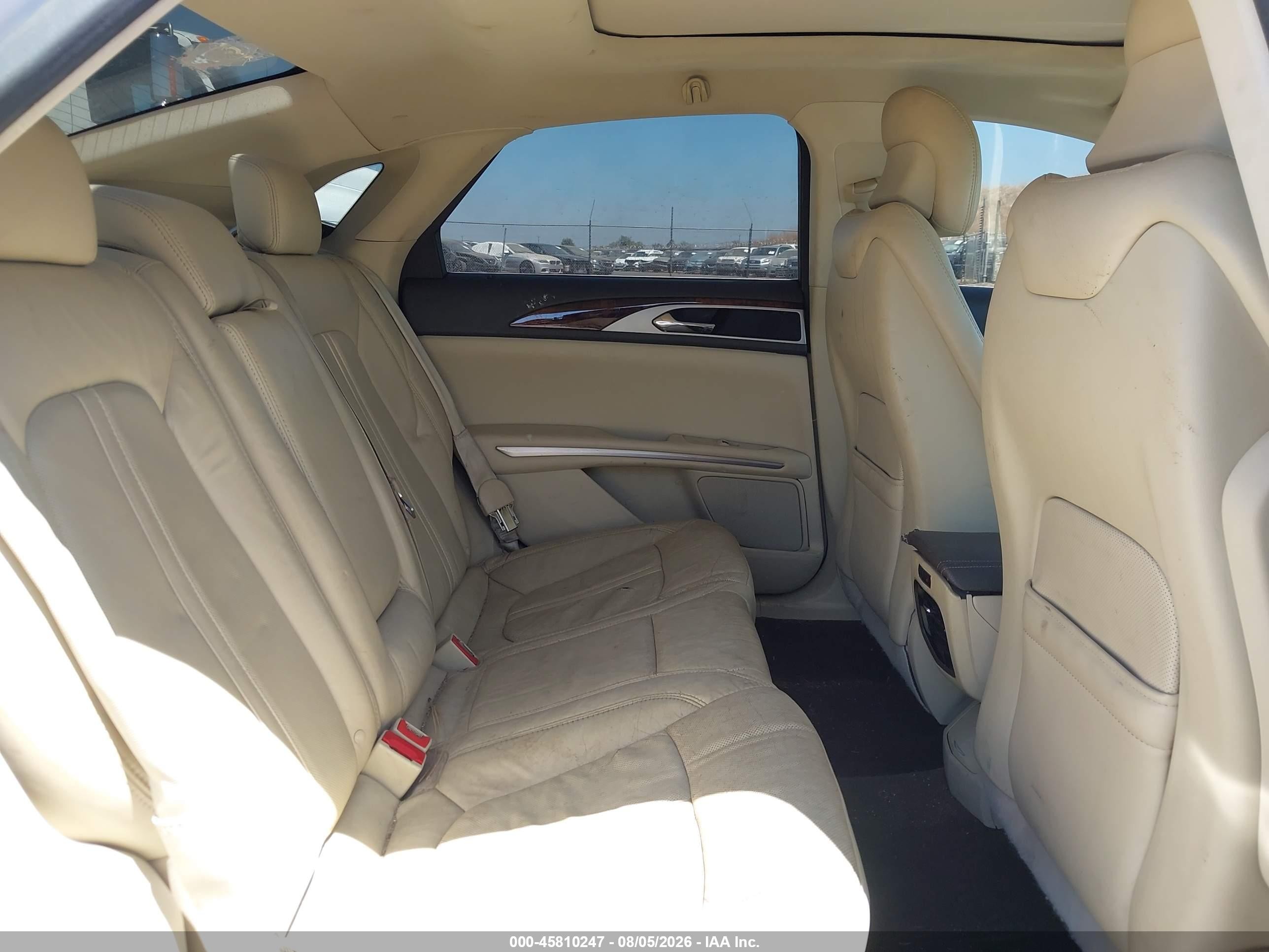 2014 Lincoln Mkz   White vin: 3LN6L2JK2ER811699