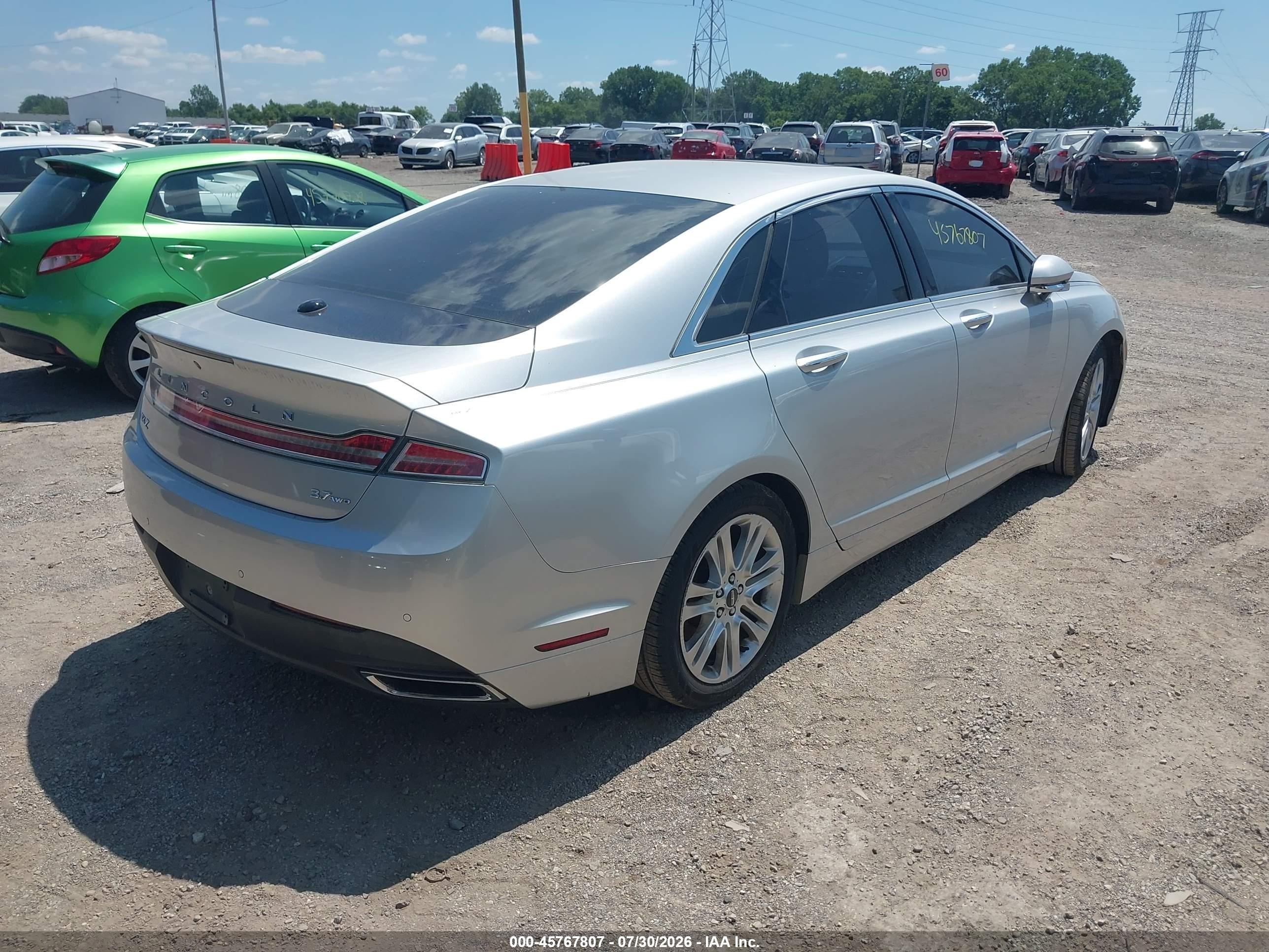 2014 Lincoln Mkz   Silver vin: 3LN6L2JK2ER833752
