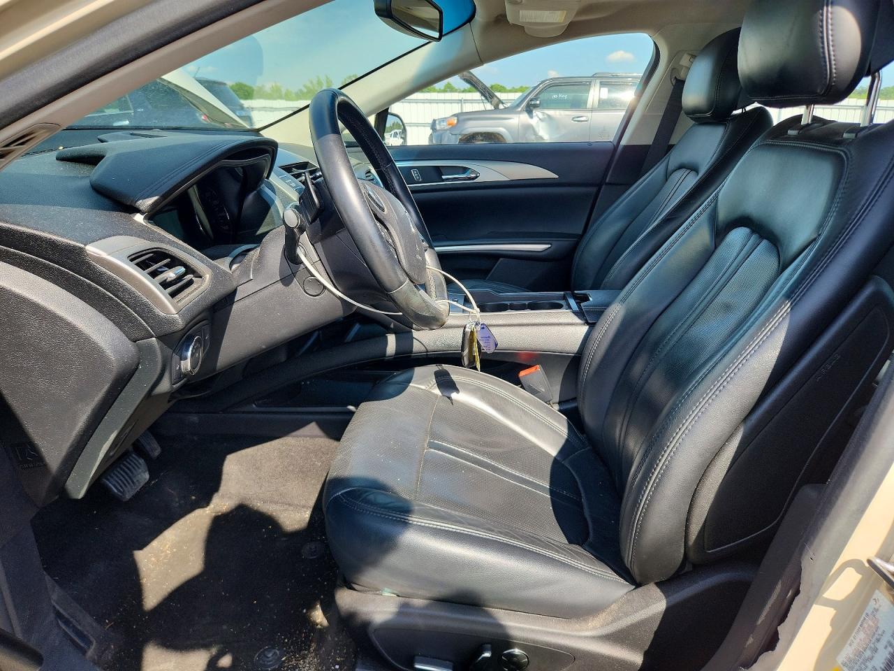 2015 Lincoln Mkz Cream vin: 3LN6L2JK5FR628377