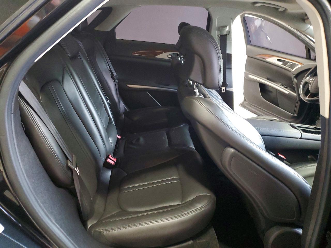 2014 Lincoln Mkz Черный vin: 3LN6L2JK7ER802514
