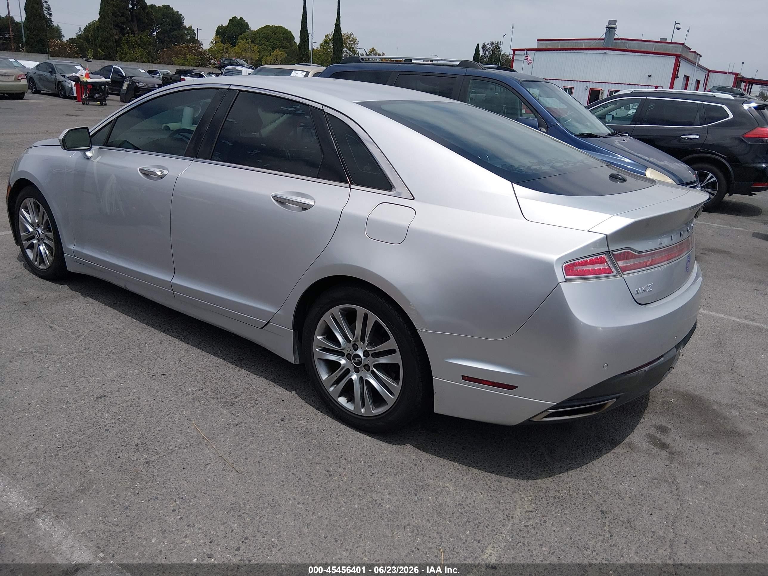 2013 Lincoln Mkz   Silver vin: 3LN6L2JK9DR800830