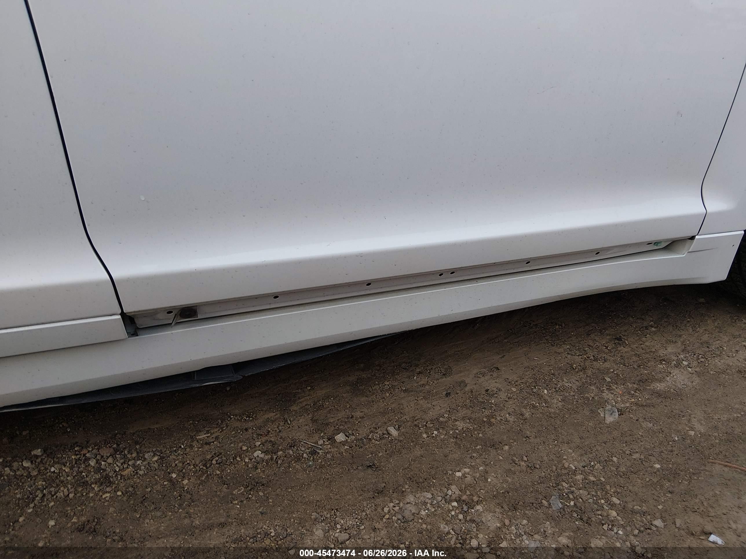 2014 Lincoln Mkz Hybrid   White vin: 3LN6L2LU0ER812798