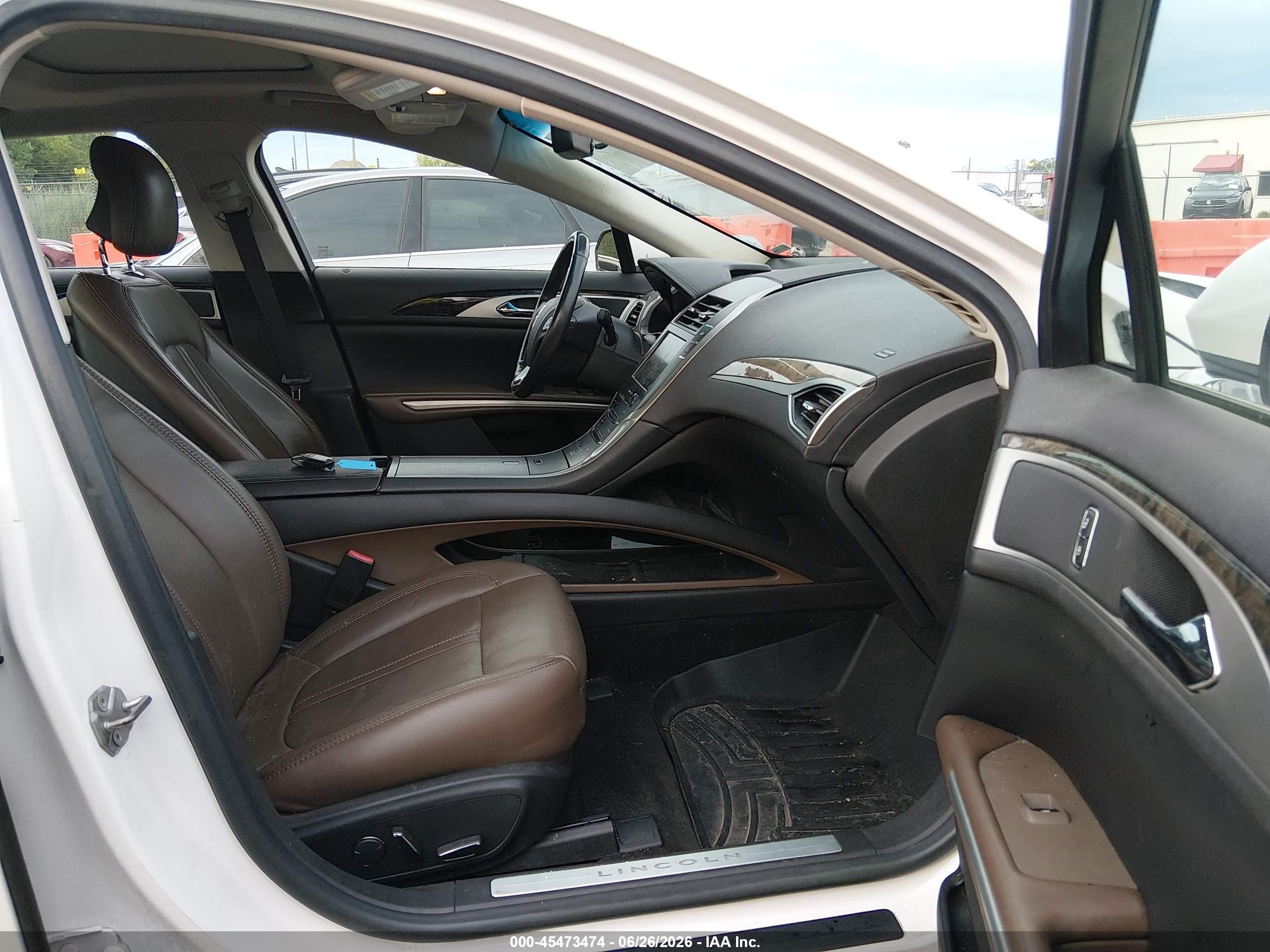 2014 Lincoln Mkz Hybrid   White vin: 3LN6L2LU0ER812798