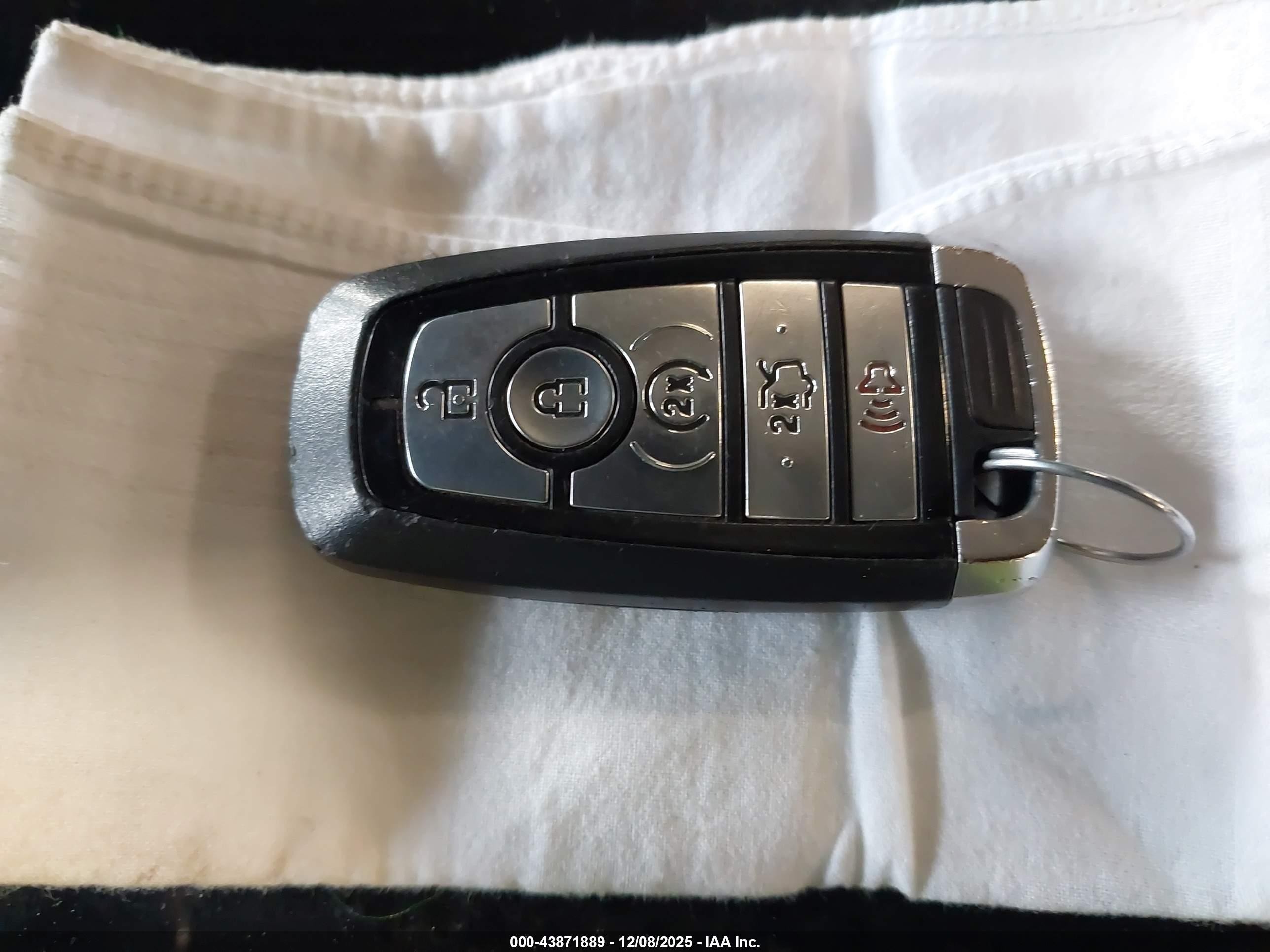 2015 Lincoln Mkz Hybrid   Black vin: 3LN6L2LU0FR602879