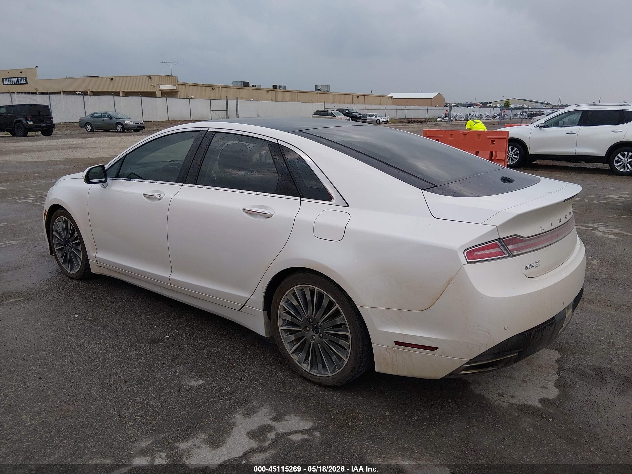 2015 Lincoln Mkz Hybrid   White vin: 3LN6L2LU0FR606642