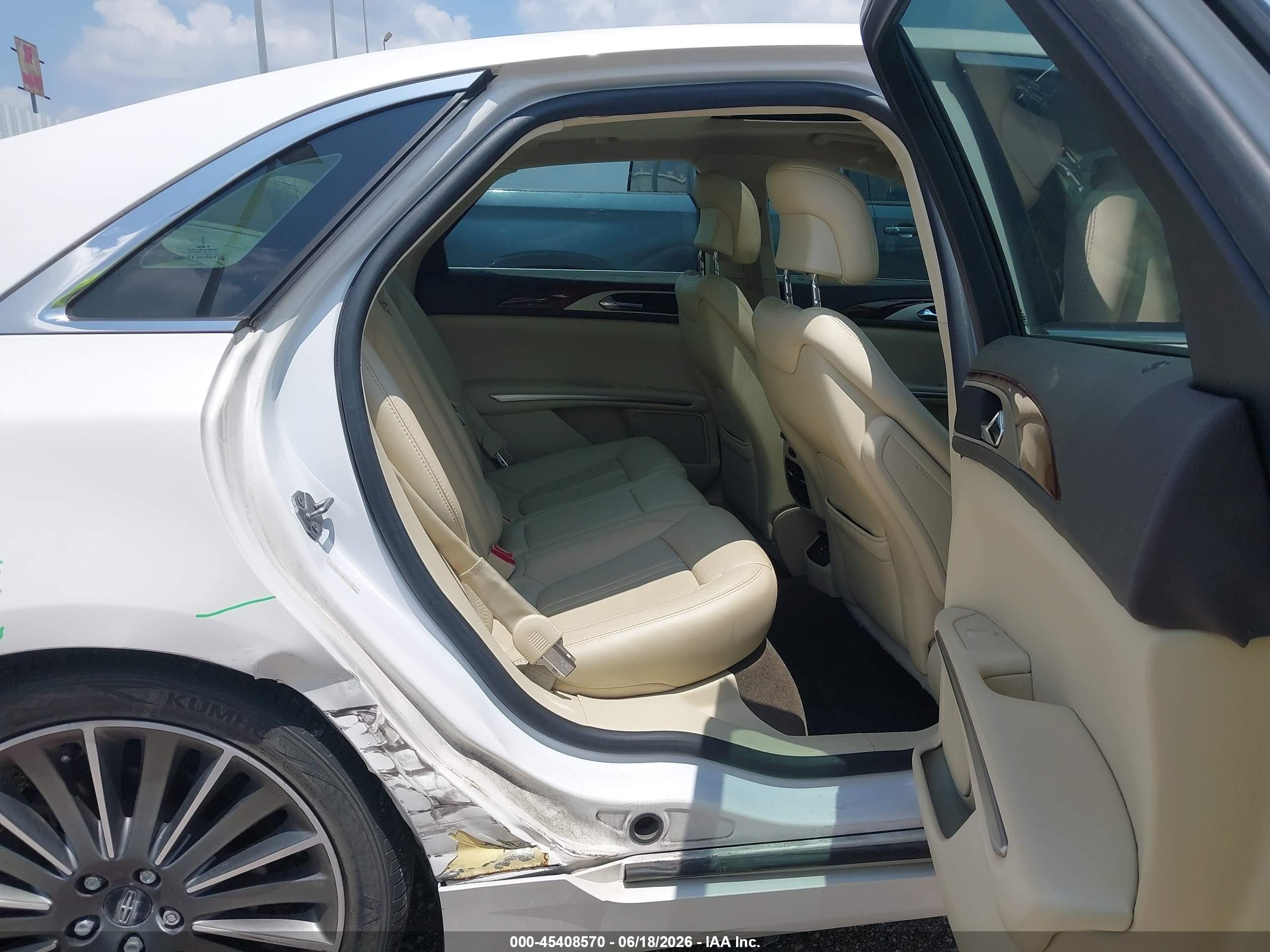 2013 Lincoln Mkz Hybrid   White vin: 3LN6L2LU1DR828281