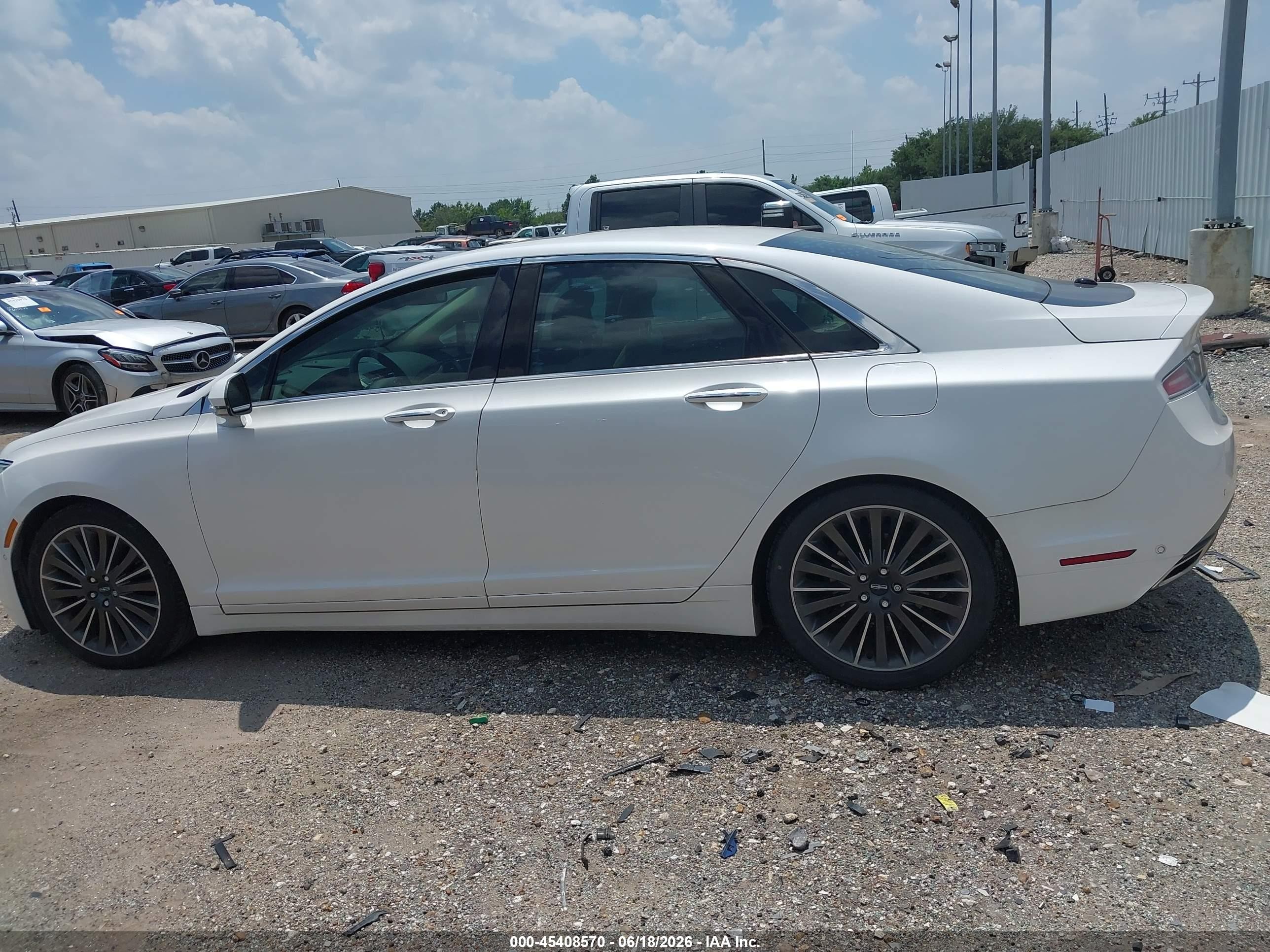 2013 Lincoln Mkz Hybrid   White vin: 3LN6L2LU1DR828281