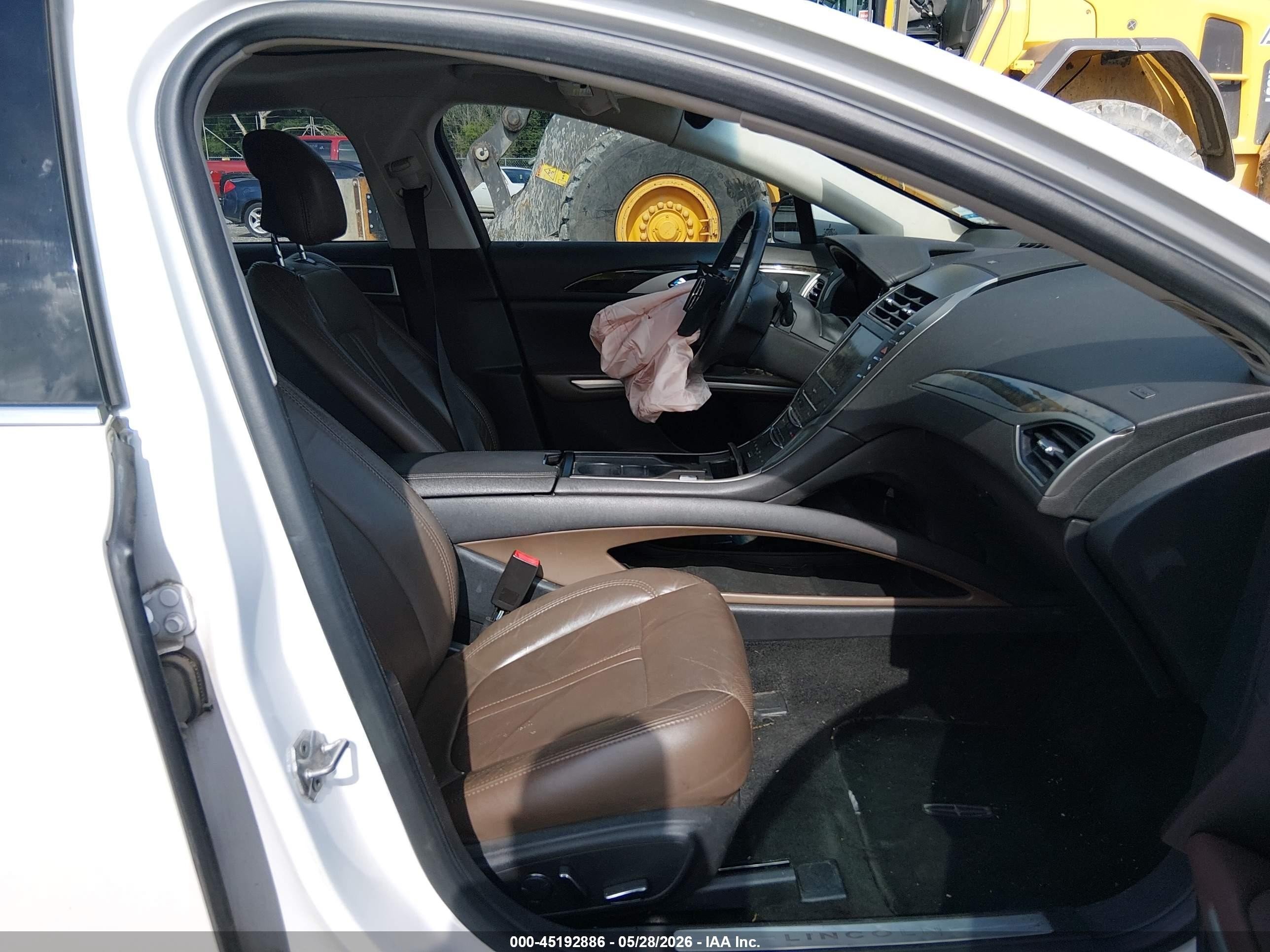 2014 Lincoln Mkz Hybrid   White vin: 3LN6L2LU1ER807917