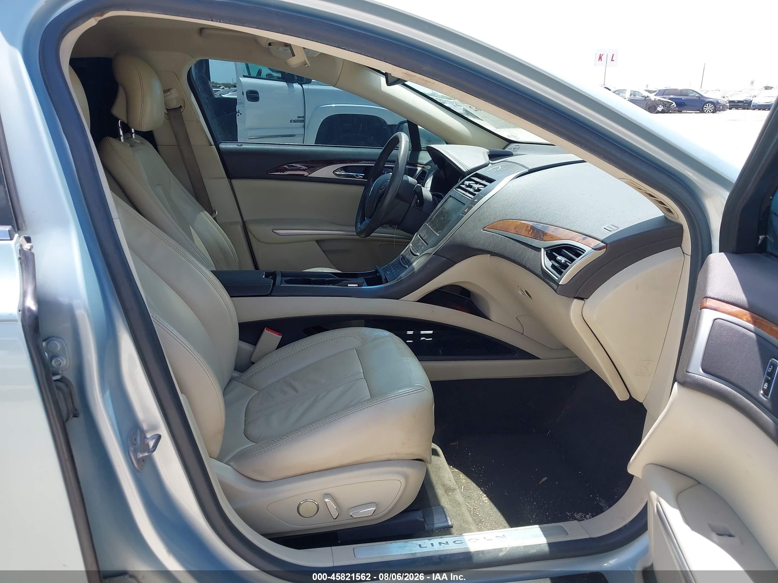 2014 Lincoln Mkz Hybrid   Light Blue vin: 3LN6L2LU1ER811661