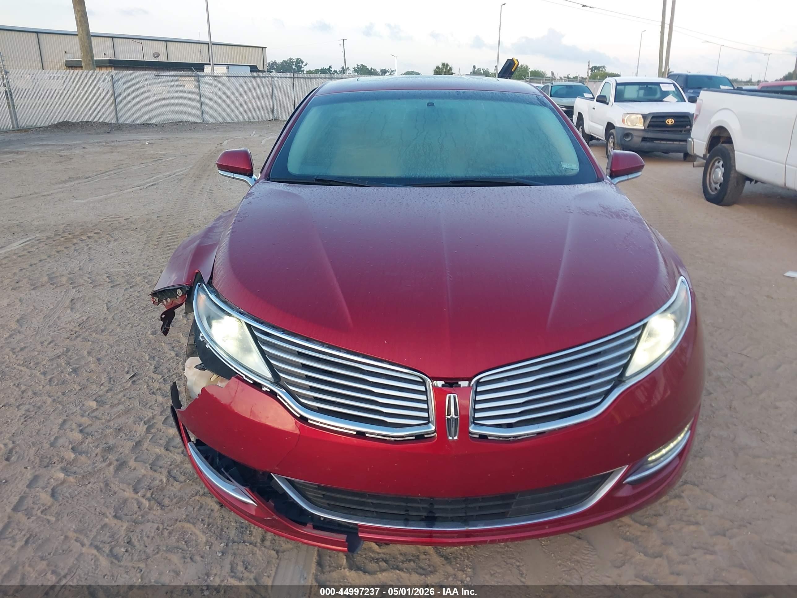 2014 Lincoln Mkz Hybrid   Red vin: 3LN6L2LU1ER815080