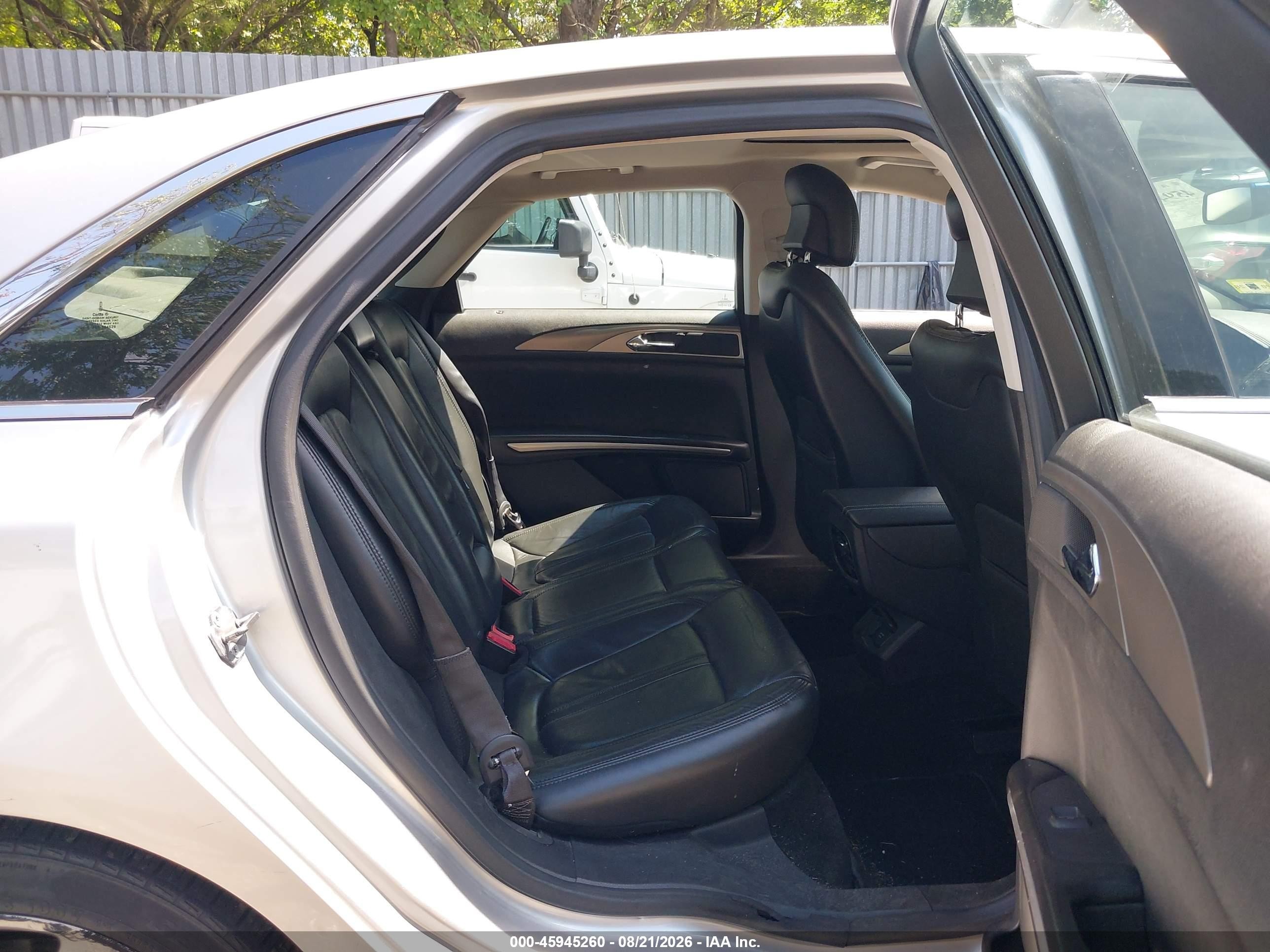 2013 Lincoln Mkz Hybrid Silver vin: 3LN6L2LU2DR804748