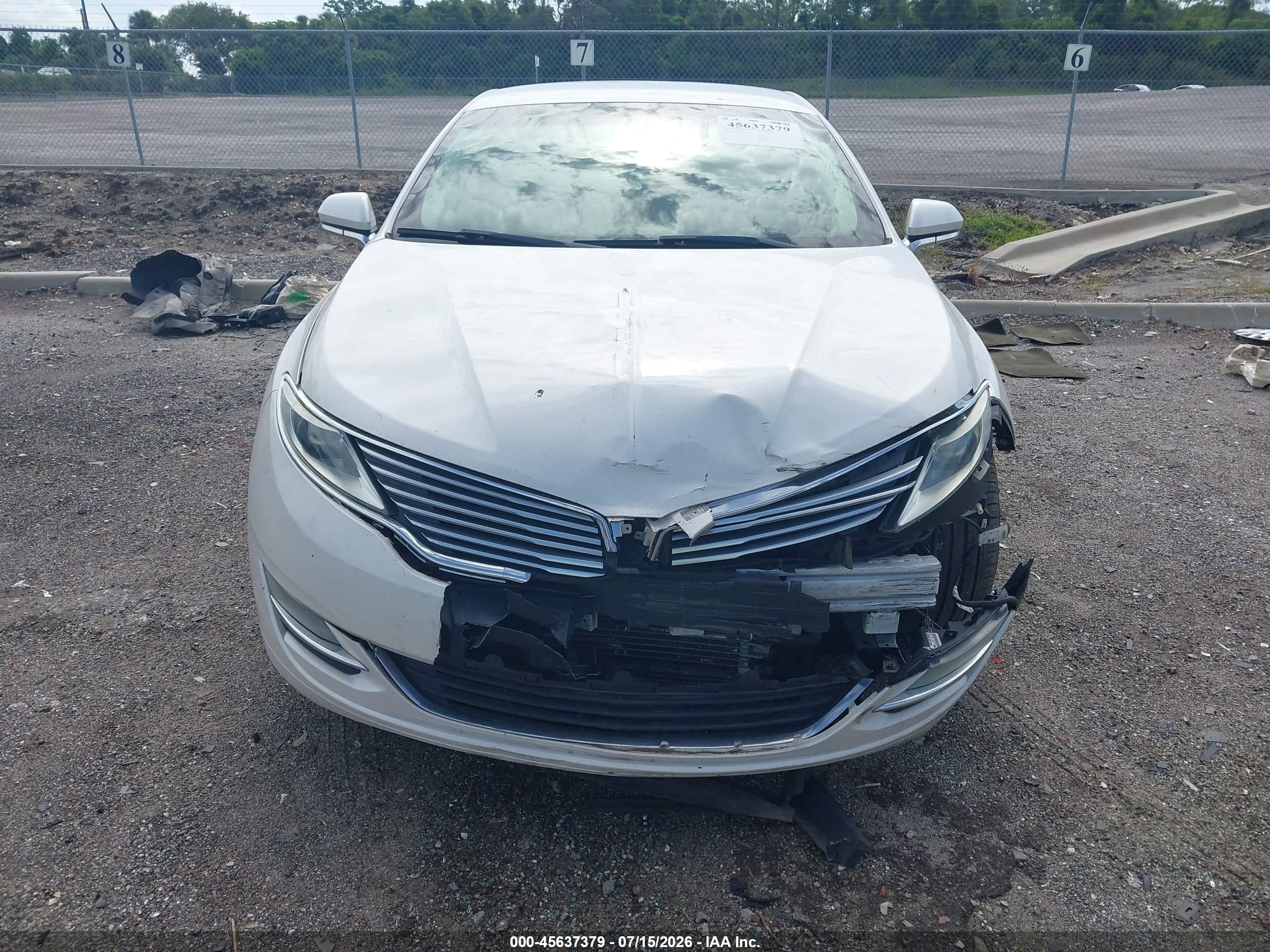 2014 Lincoln Mkz Hybrid   White vin: 3LN6L2LU2ER819655