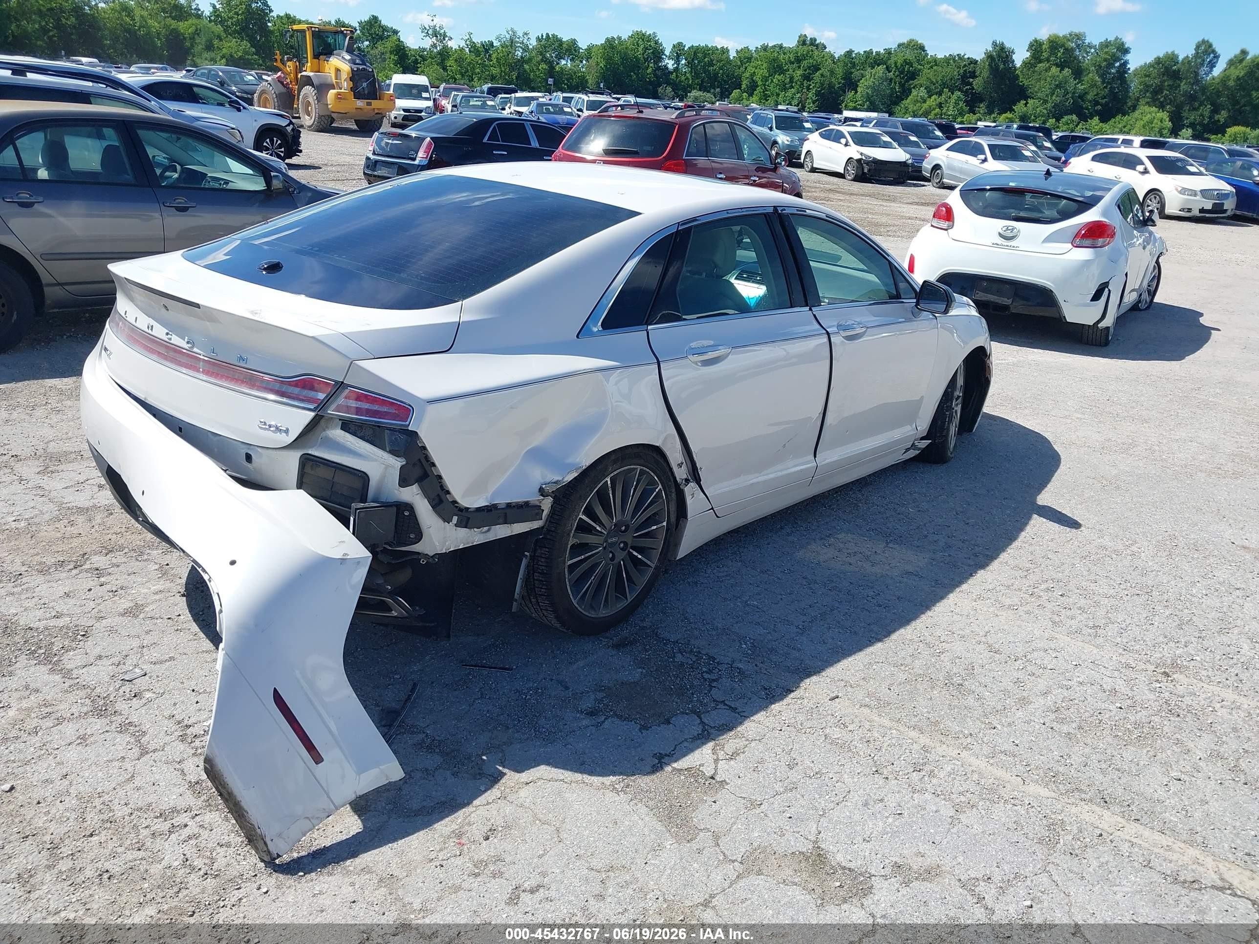 2015 Lincoln Mkz Hybrid   White vin: 3LN6L2LU2FR615861
