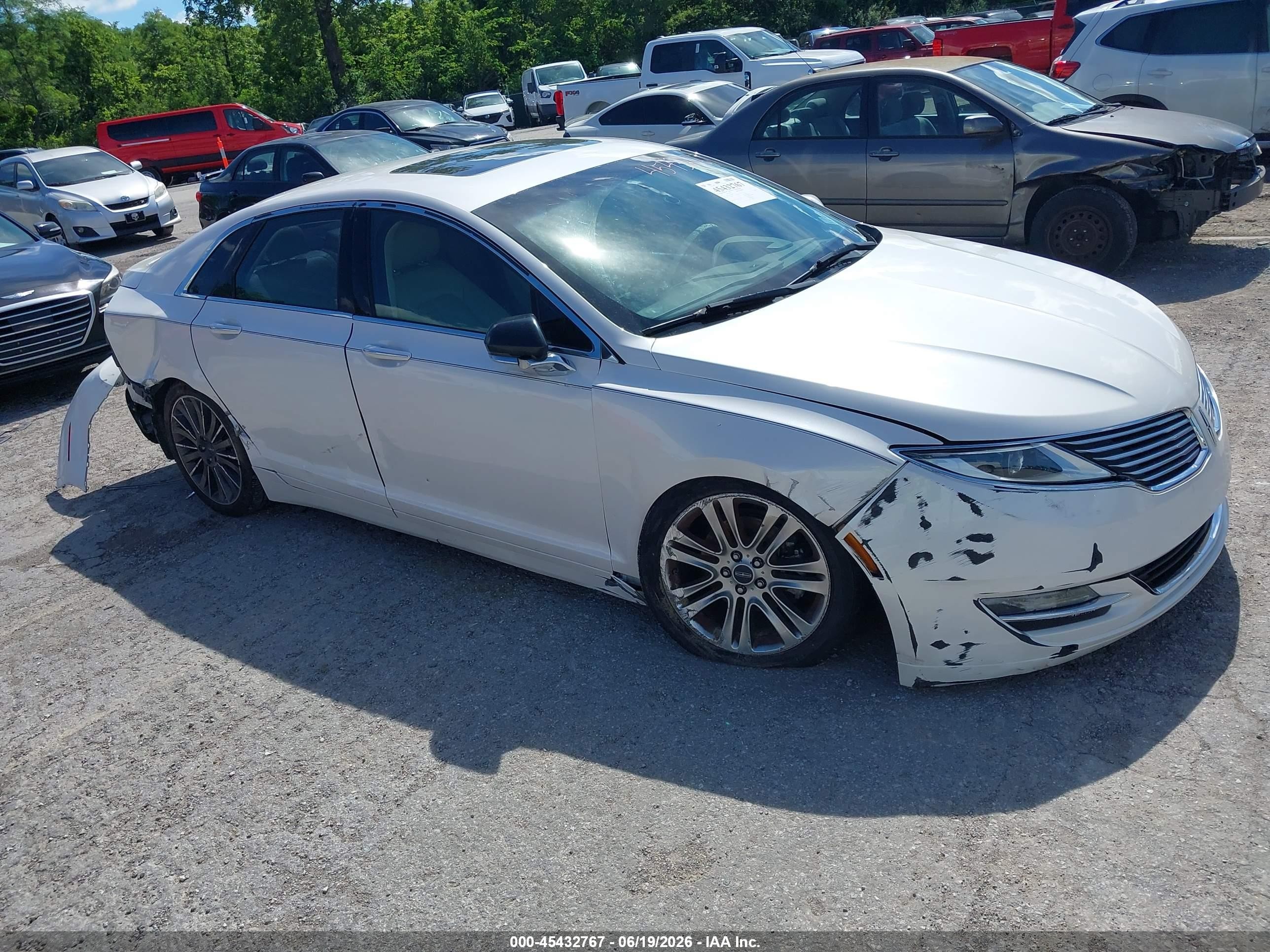 2015 Lincoln Mkz Hybrid   White vin: 3LN6L2LU2FR615861