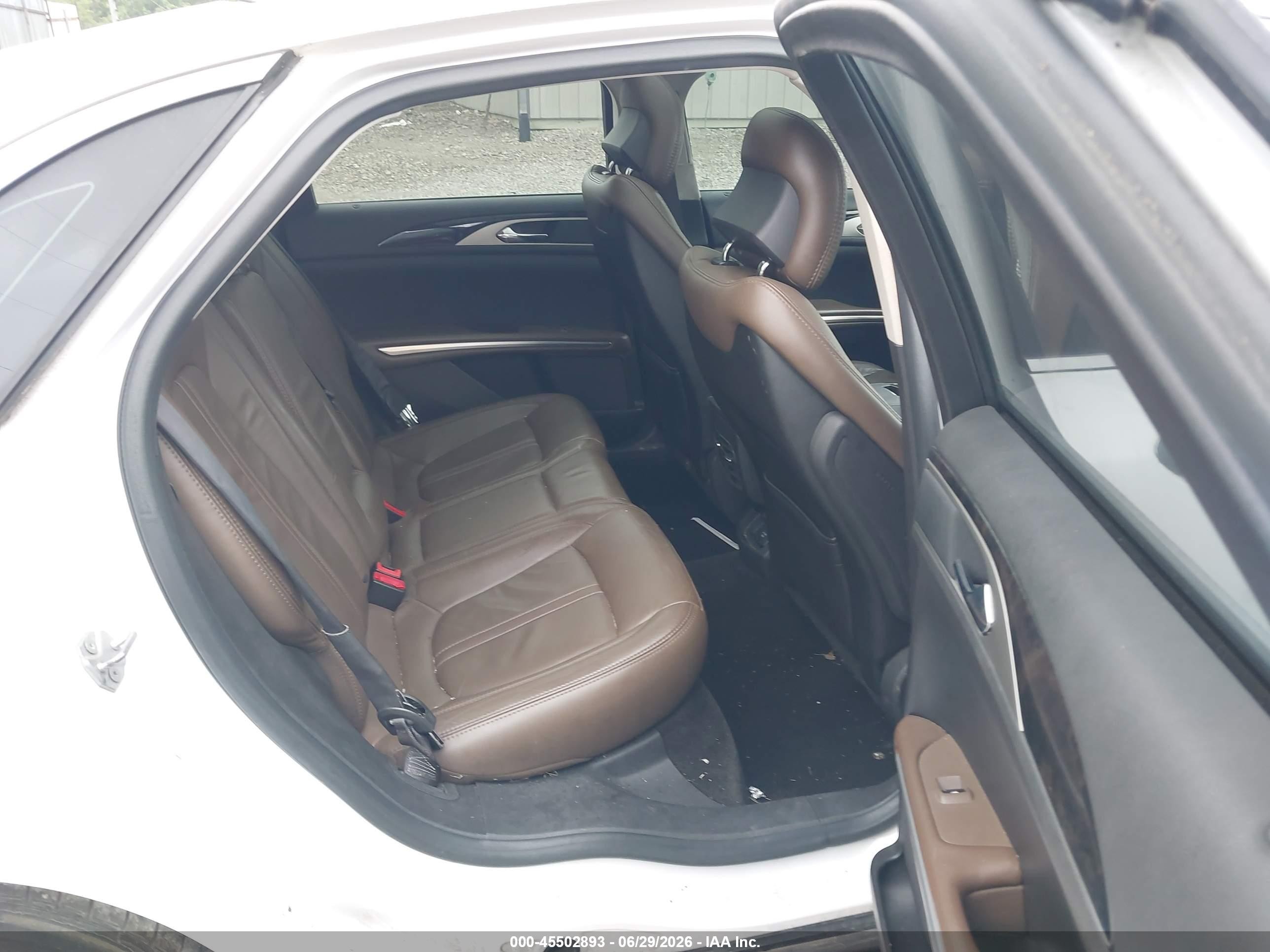 2014 Lincoln Mkz Hybrid   White vin: 3LN6L2LU3ER815940
