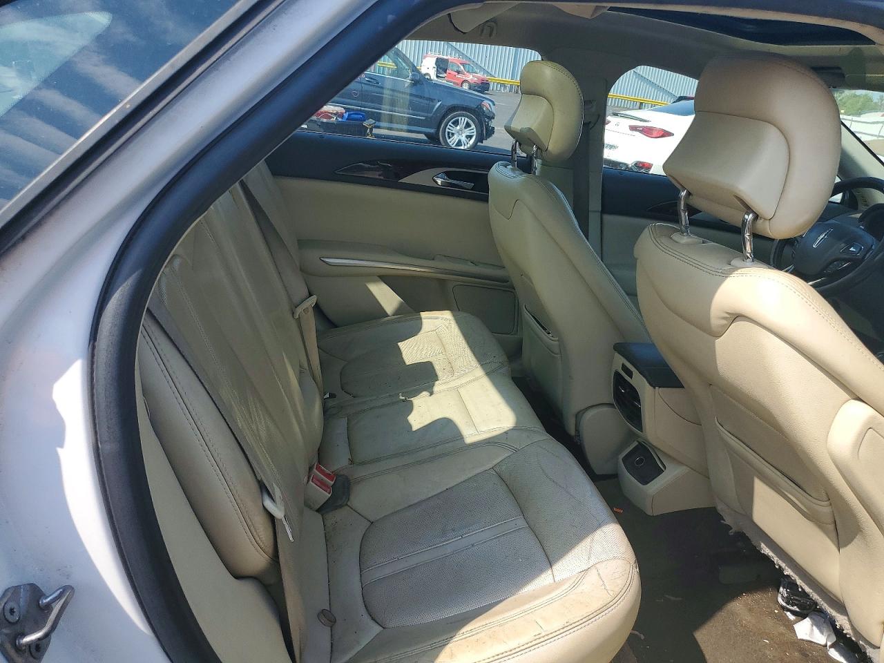 2015 Lincoln Mkz Hybrid White vin: 3LN6L2LU3FR604920