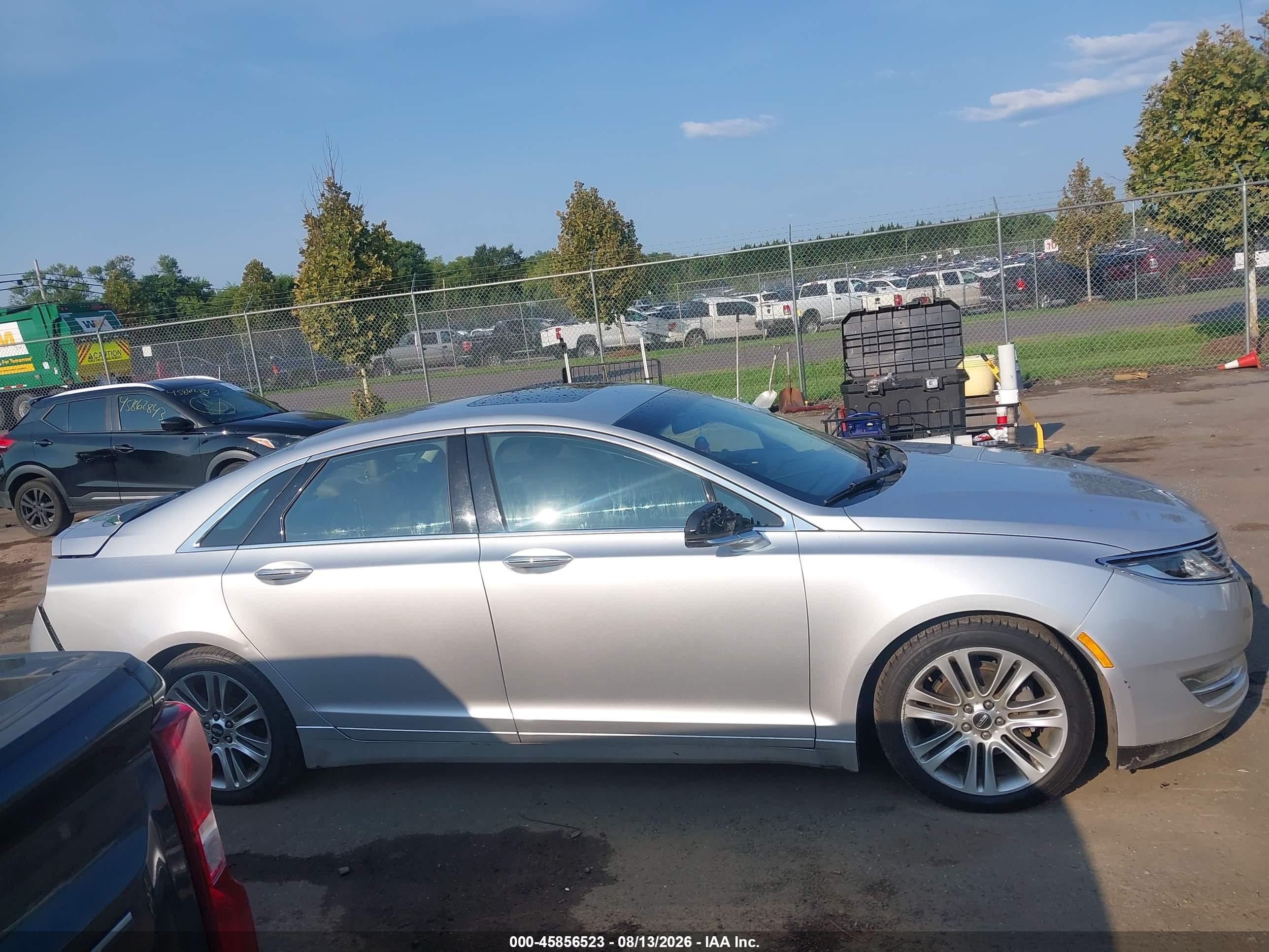 2014 Lincoln Mkz Hybrid   Silver vin: 3LN6L2LU4ER821228