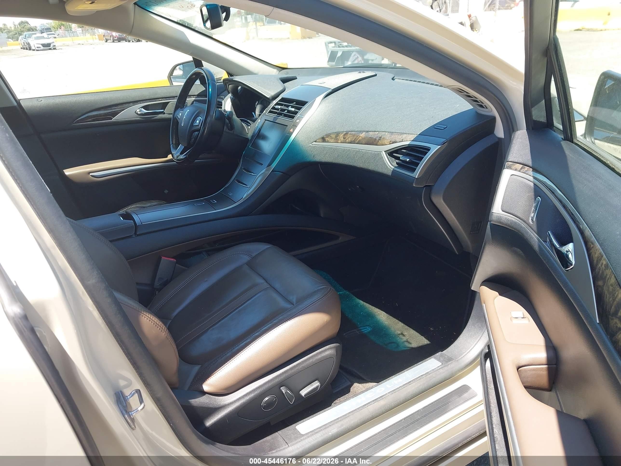 2015 Lincoln Mkz Hybrid Beige vin: 3LN6L2LU4FR606644