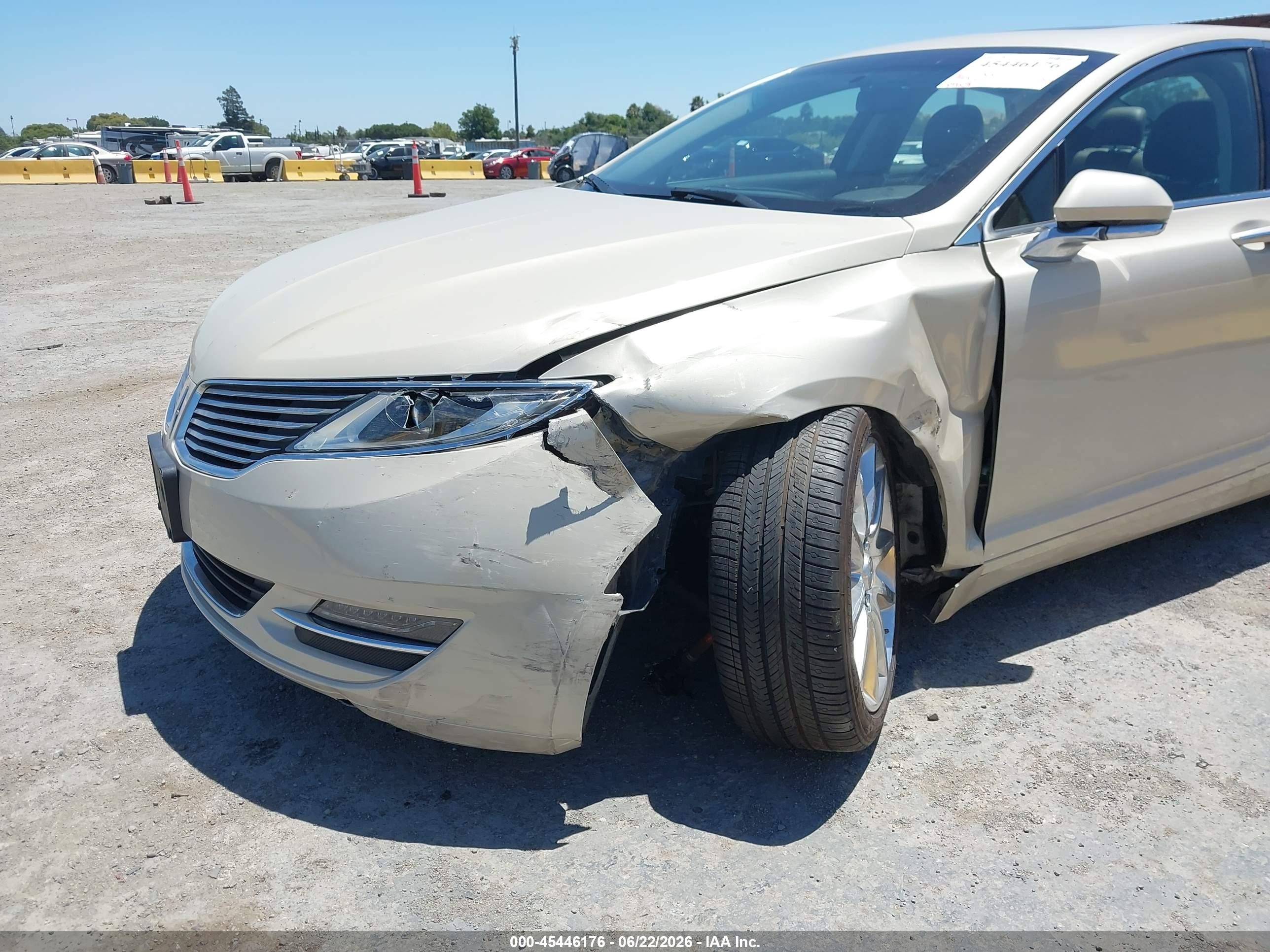 2015 Lincoln Mkz Hybrid Beige vin: 3LN6L2LU4FR606644