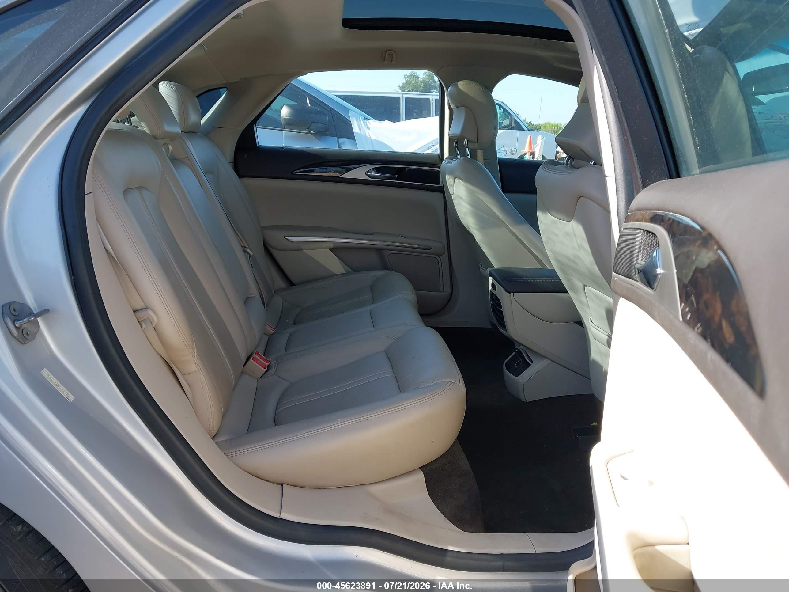 2016 Lincoln Mkz Hybrid Серебряный vin: 3LN6L2LU4GR627950
