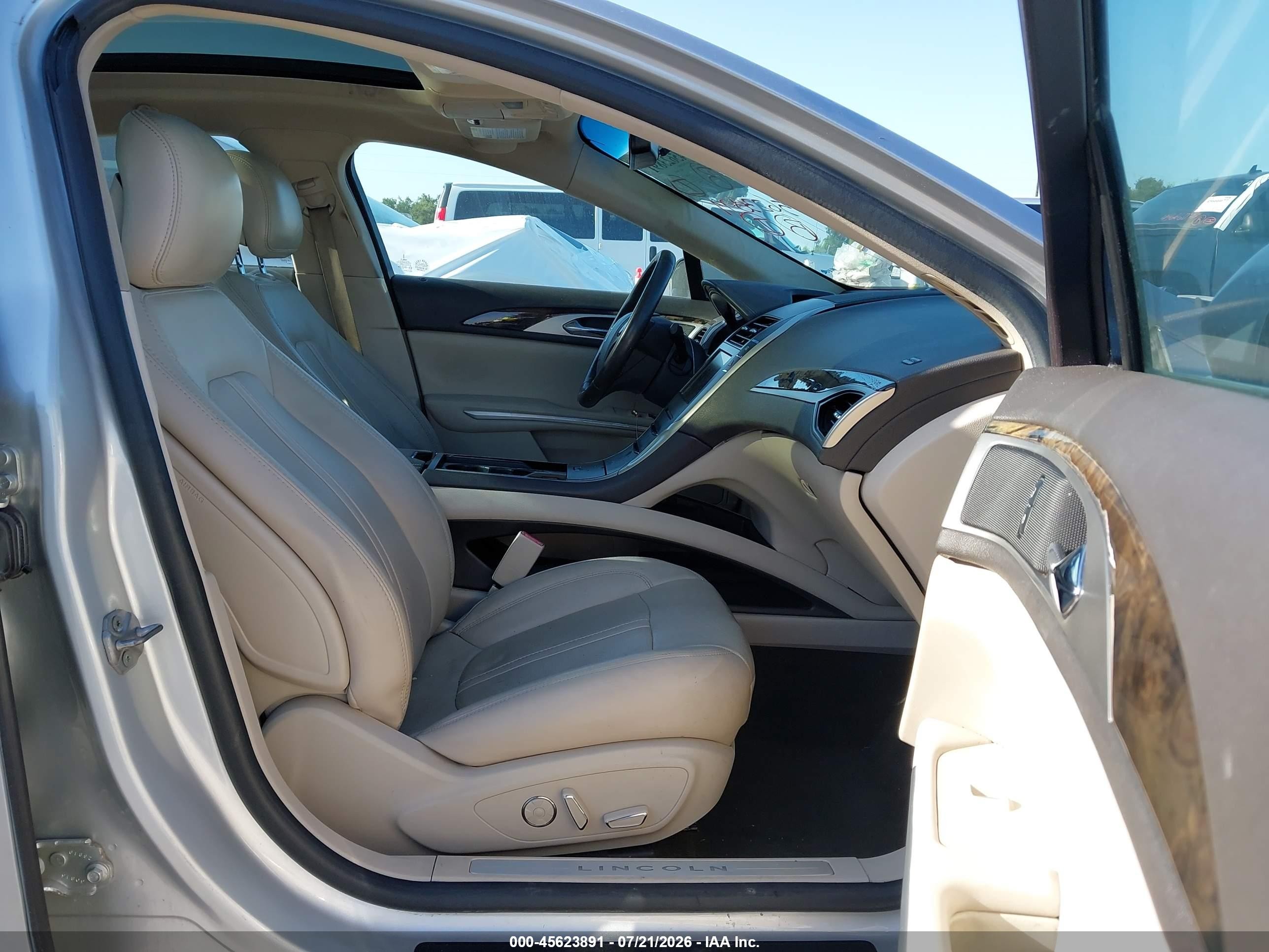 2016 Lincoln Mkz Hybrid Серебряный vin: 3LN6L2LU4GR627950