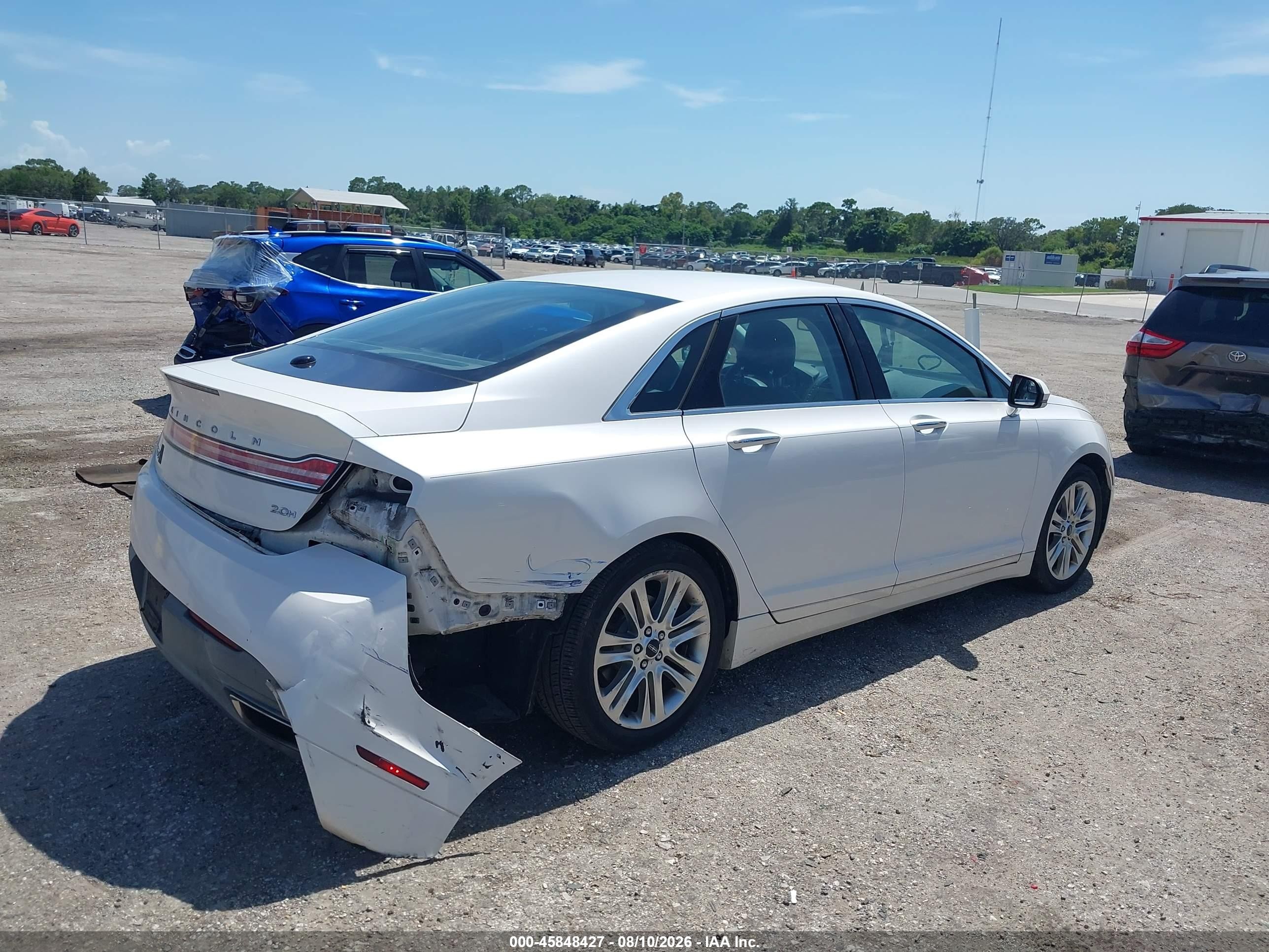 2014 Lincoln Mkz Hybrid   White vin: 3LN6L2LU6ER825264