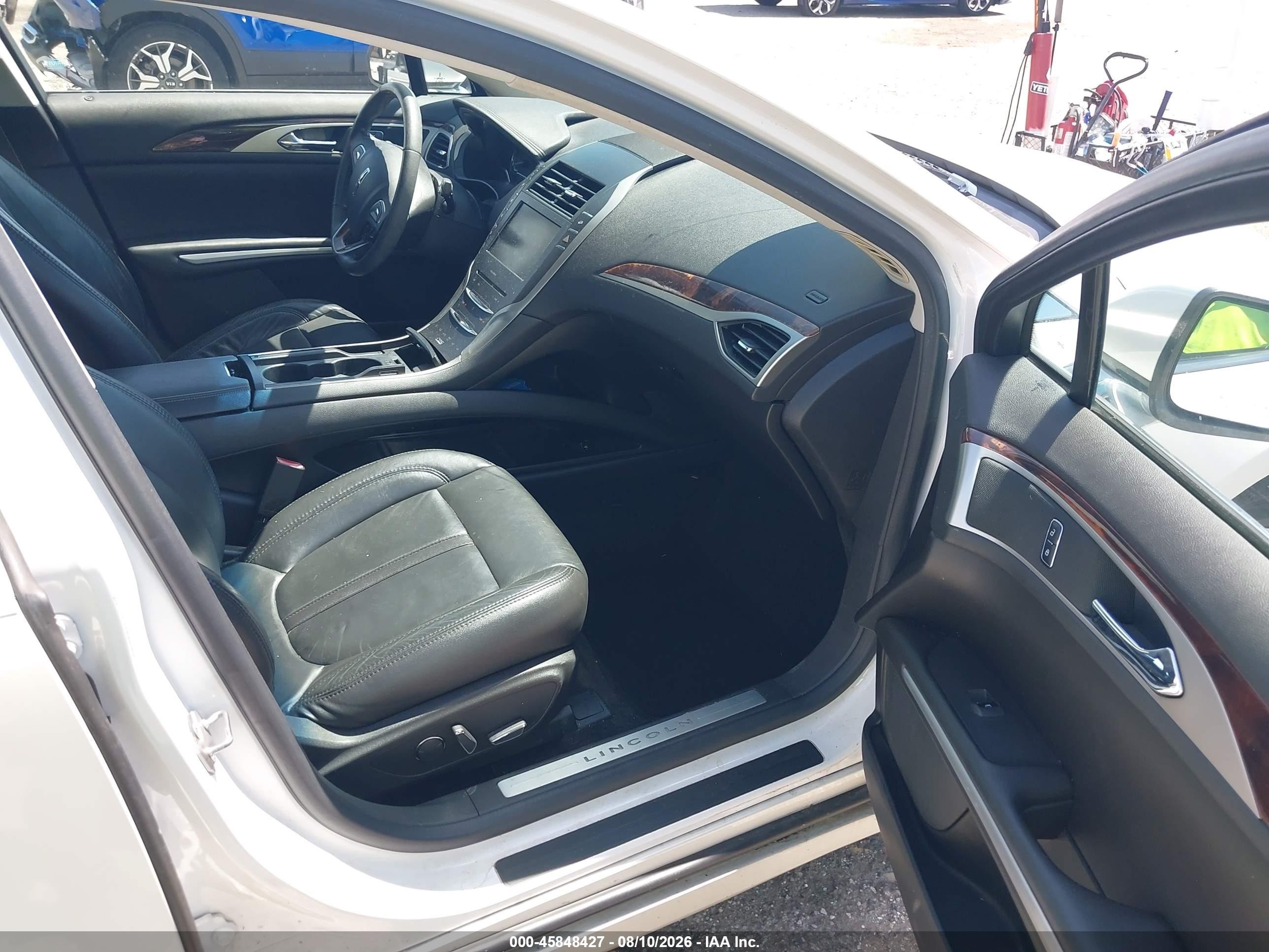 2014 Lincoln Mkz Hybrid   White vin: 3LN6L2LU6ER825264