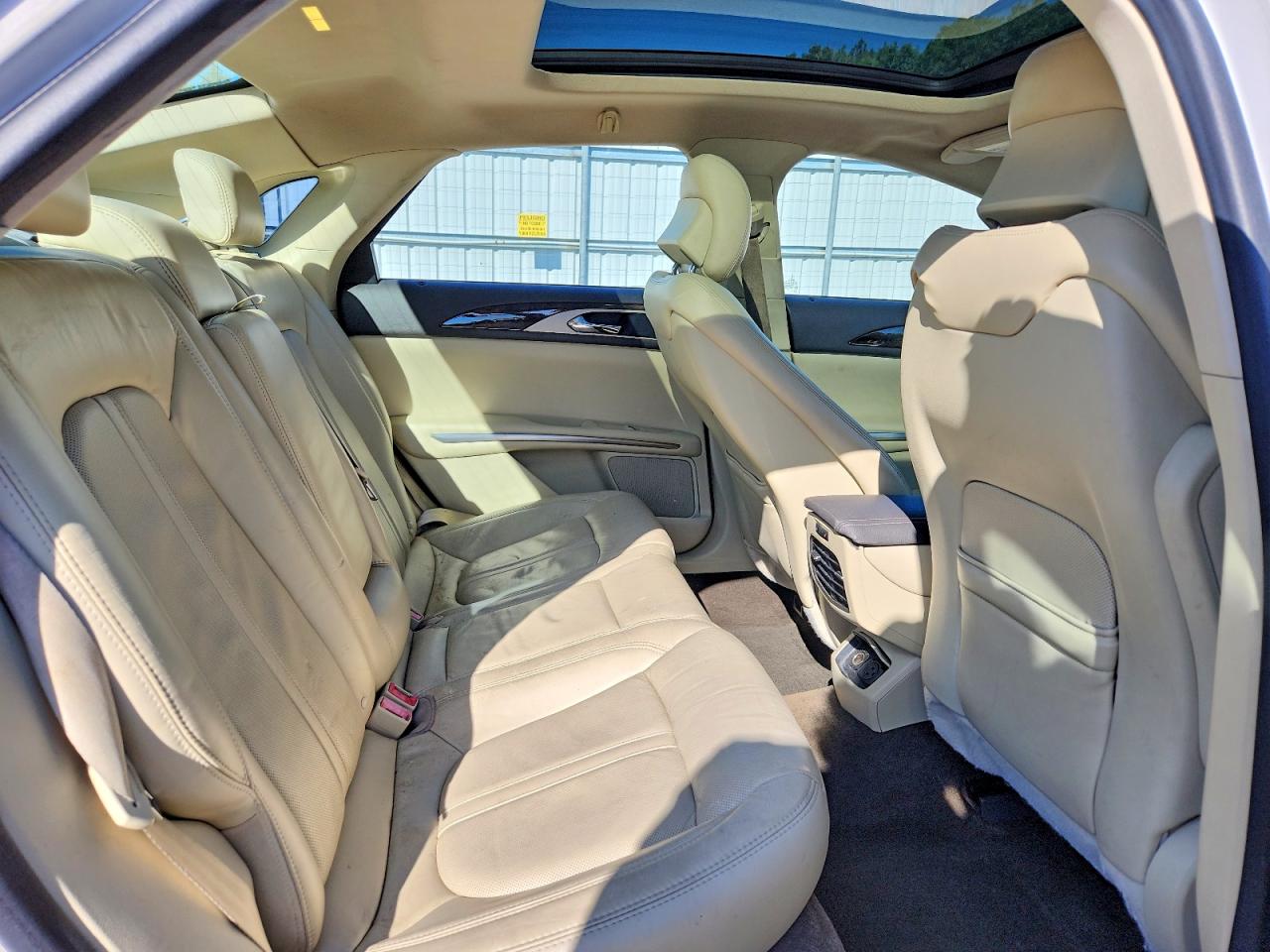 2015 Lincoln Mkz Hybrid White vin: 3LN6L2LU7FR610221