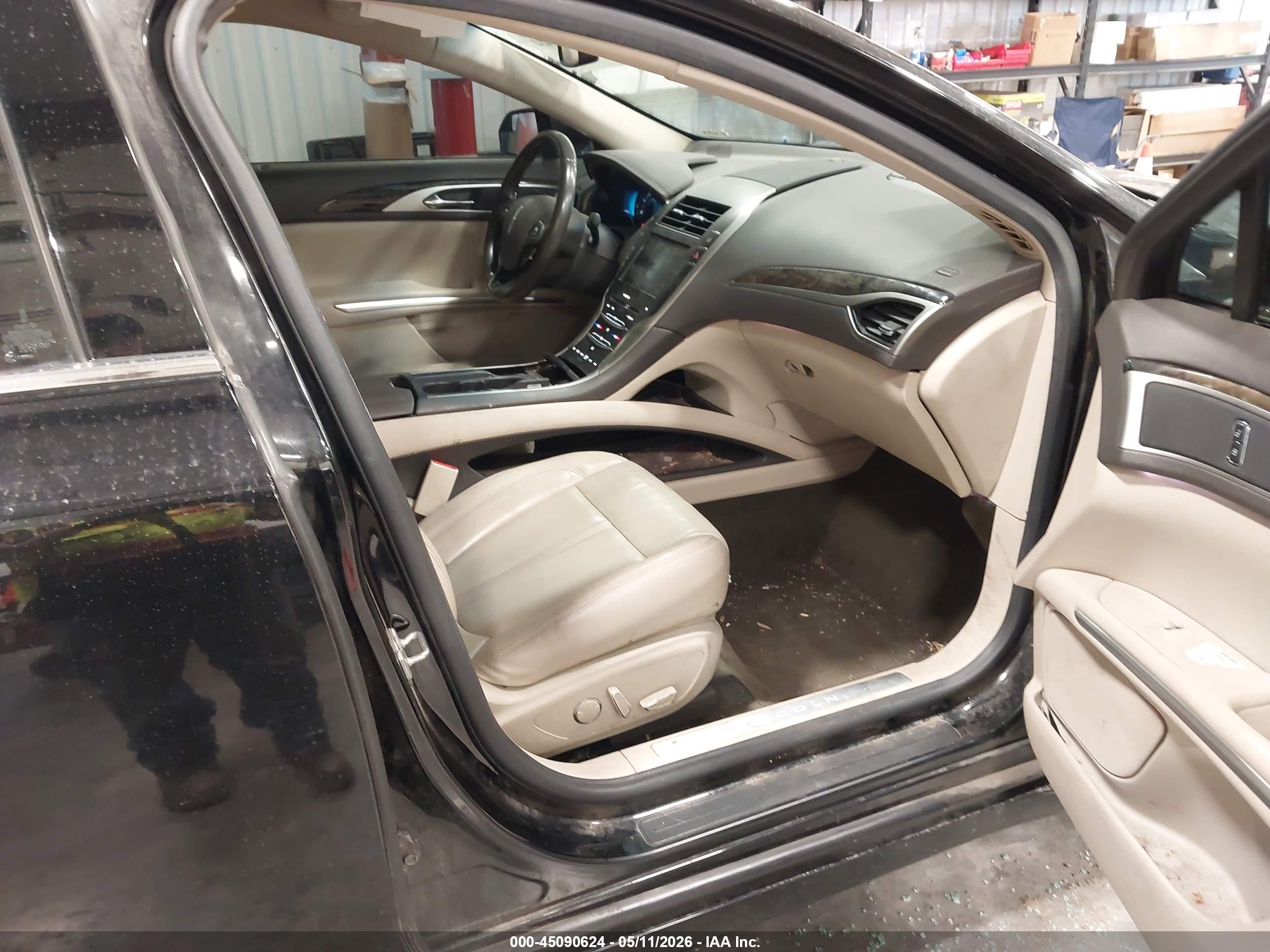 2016 Lincoln Mkz Hybrid   Черный vin: 3LN6L2LU7GR633337